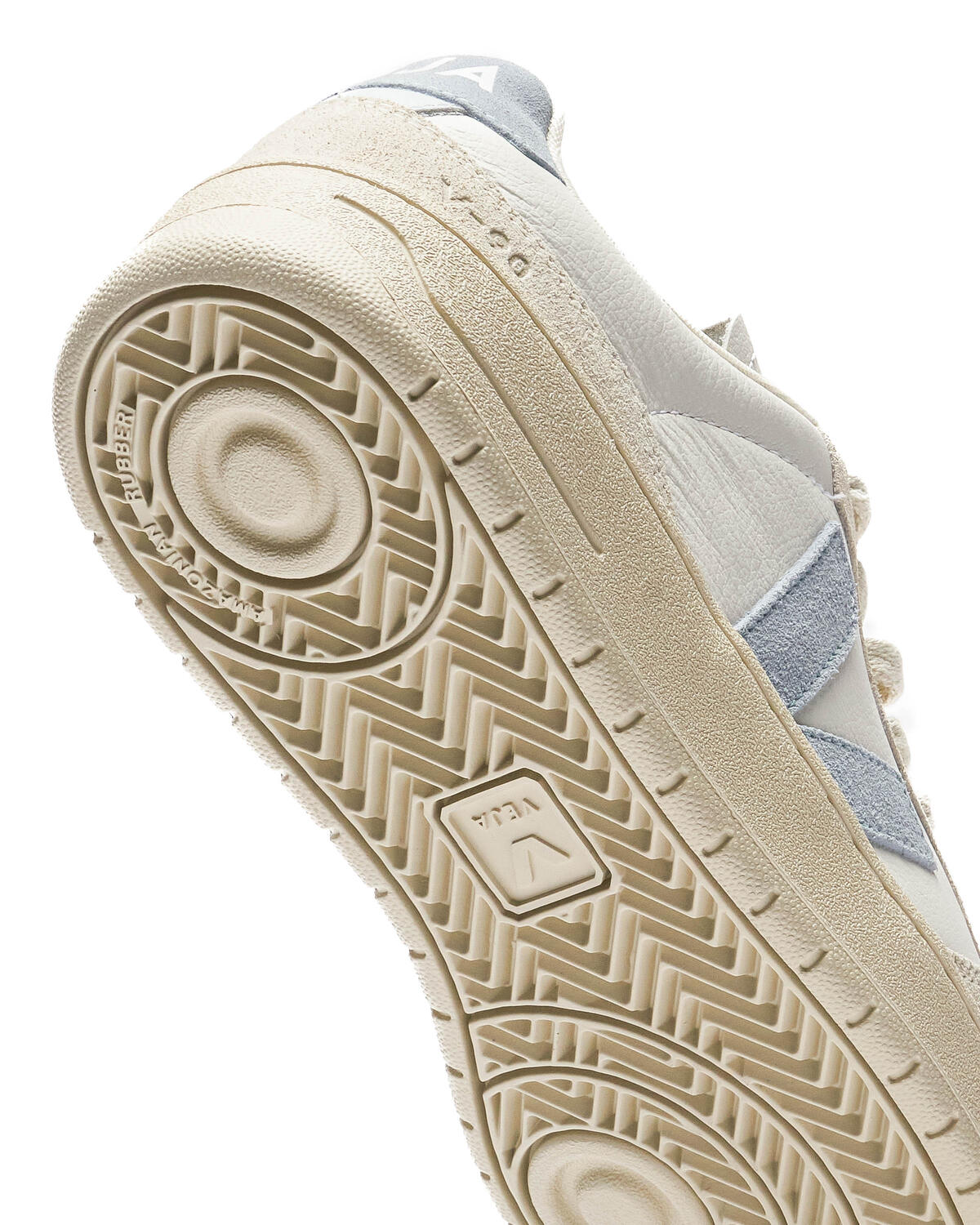 Veja V-90 O.T. Leather (Women's) - Image 7