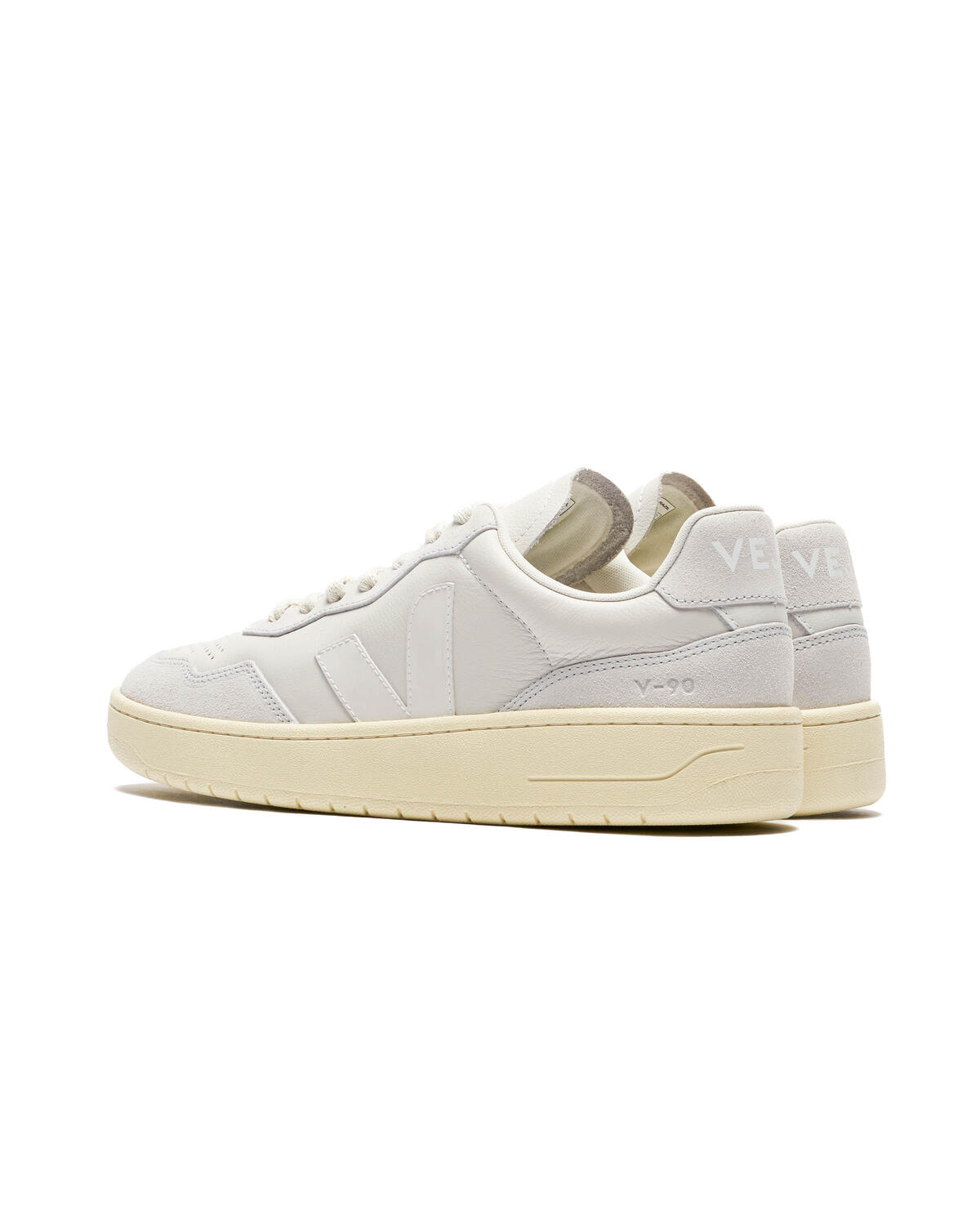 Veja V-90 O.T. Leather - Image 10