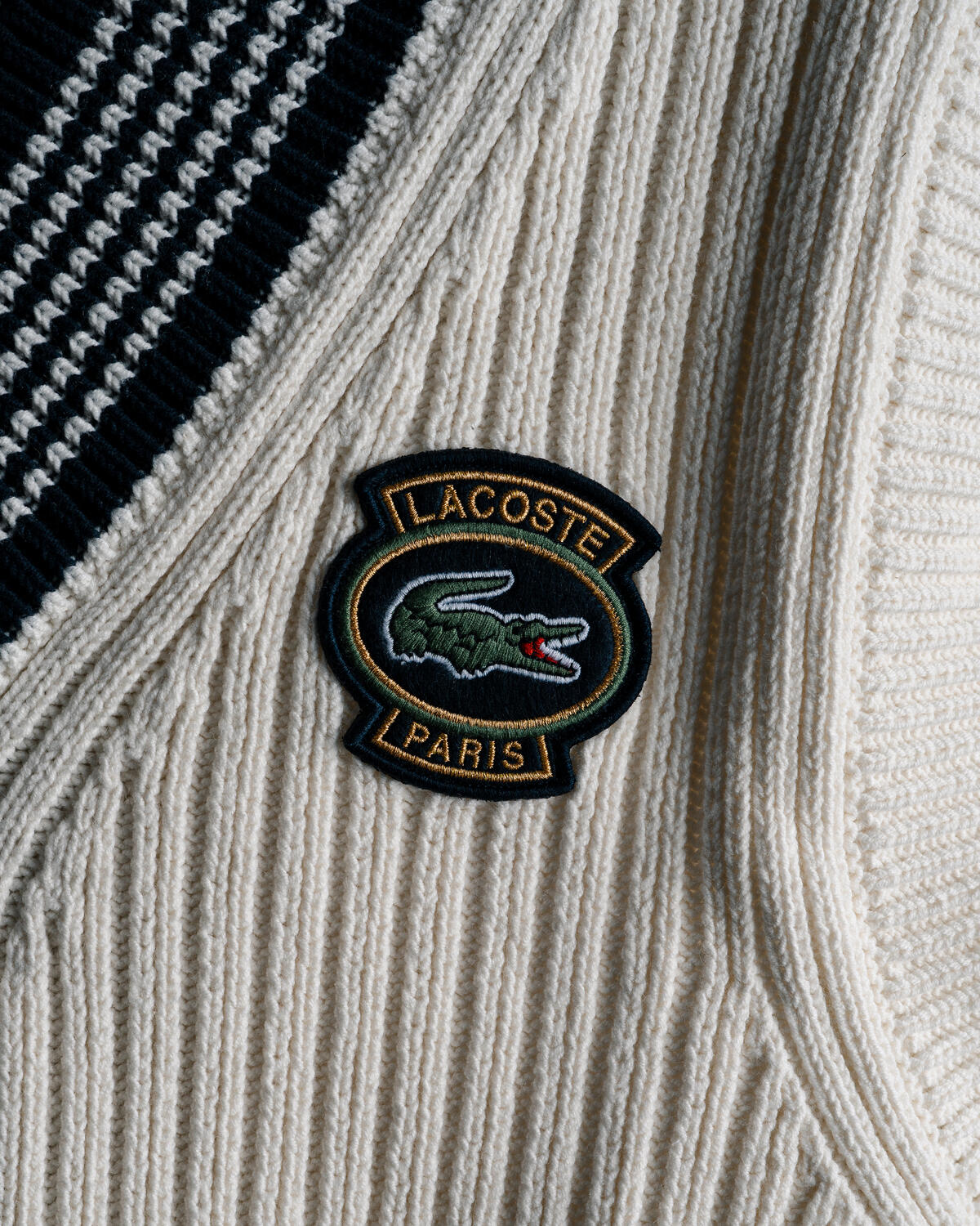 Lacoste Sweater - Image 5