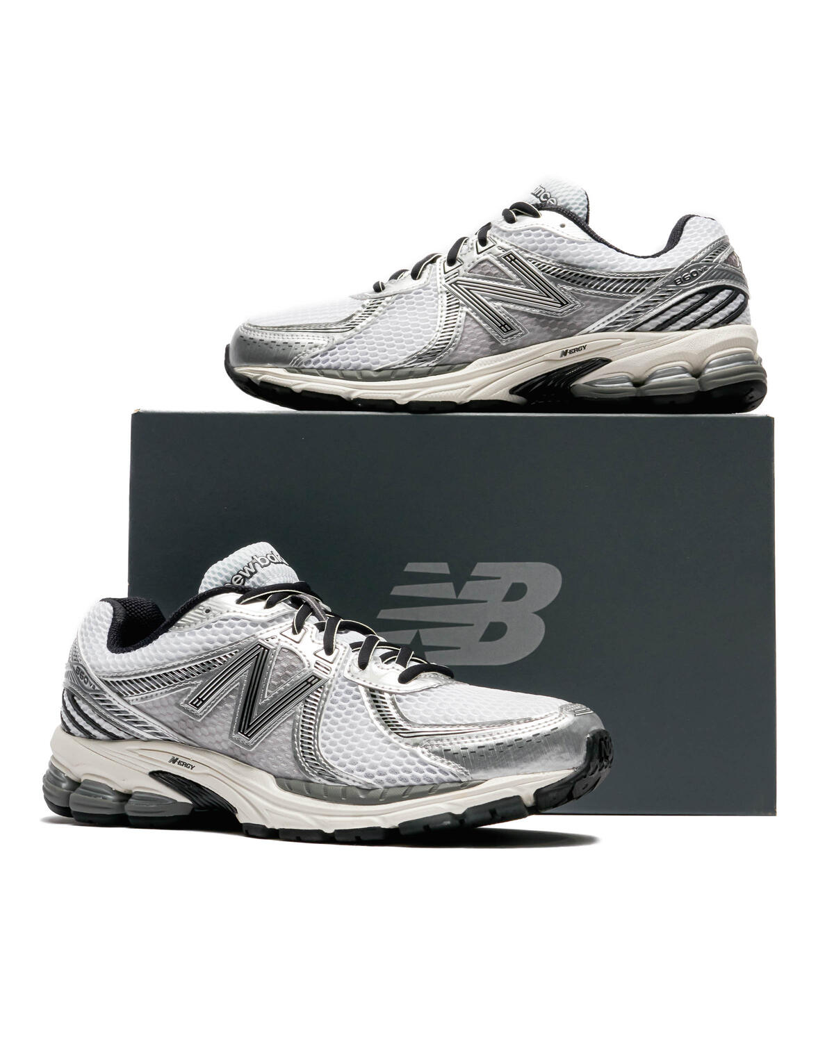 New Balance 860V2 'Optic White' - Image 15