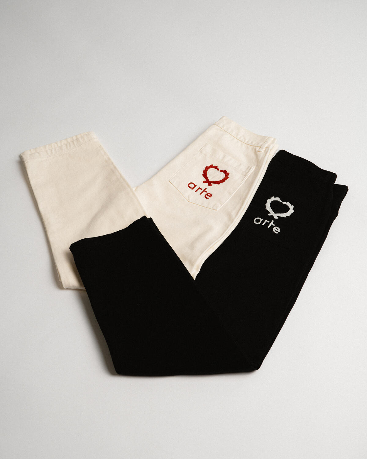 Arte Antwerp Poage Back Heart Pants - Image 4