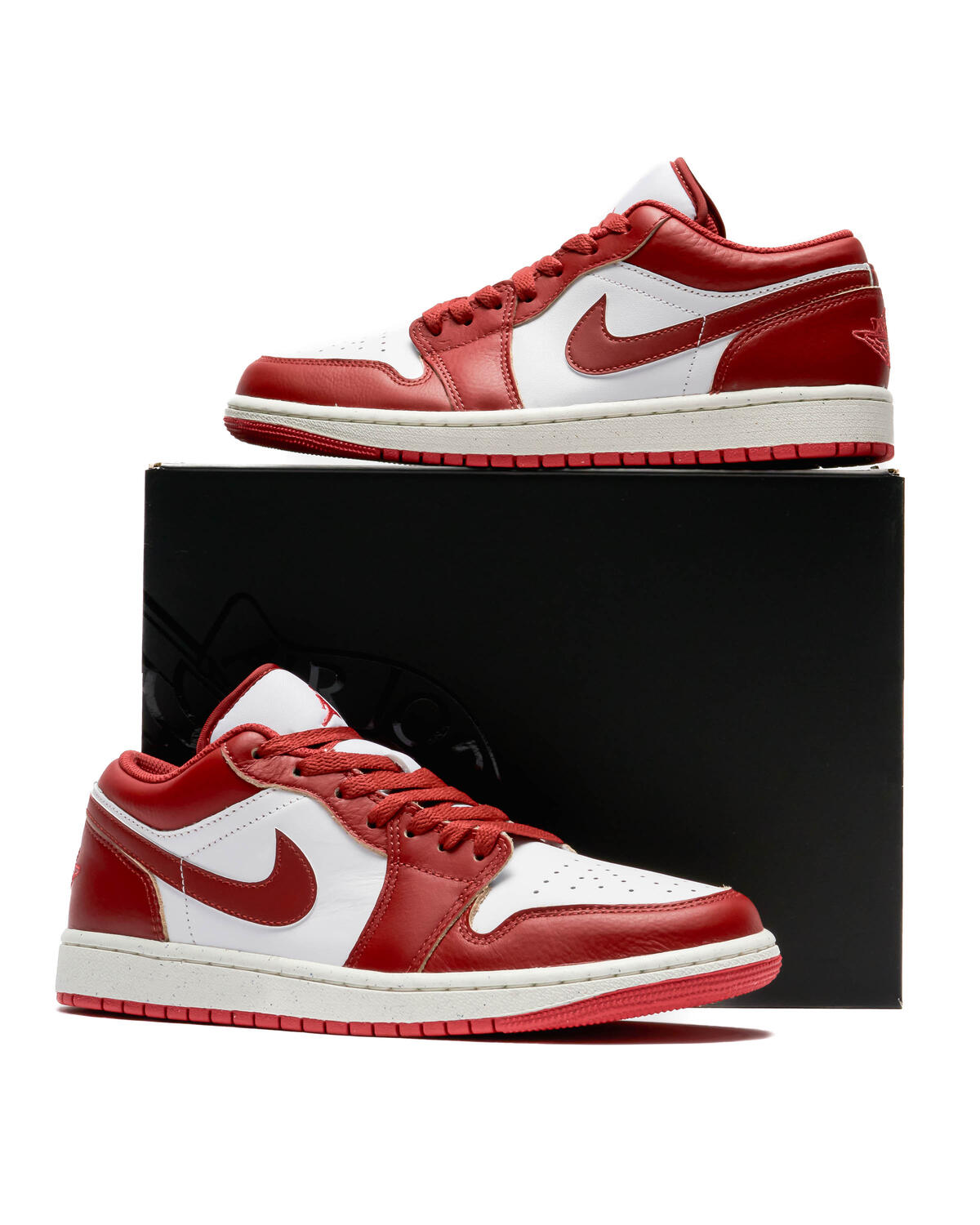 JORDAN BRAND AIR JORDAN 1 LOW SE "MICHAEL JORDAN" WHITE/DUNE RED/LOBSTER/SAIL - Image 21