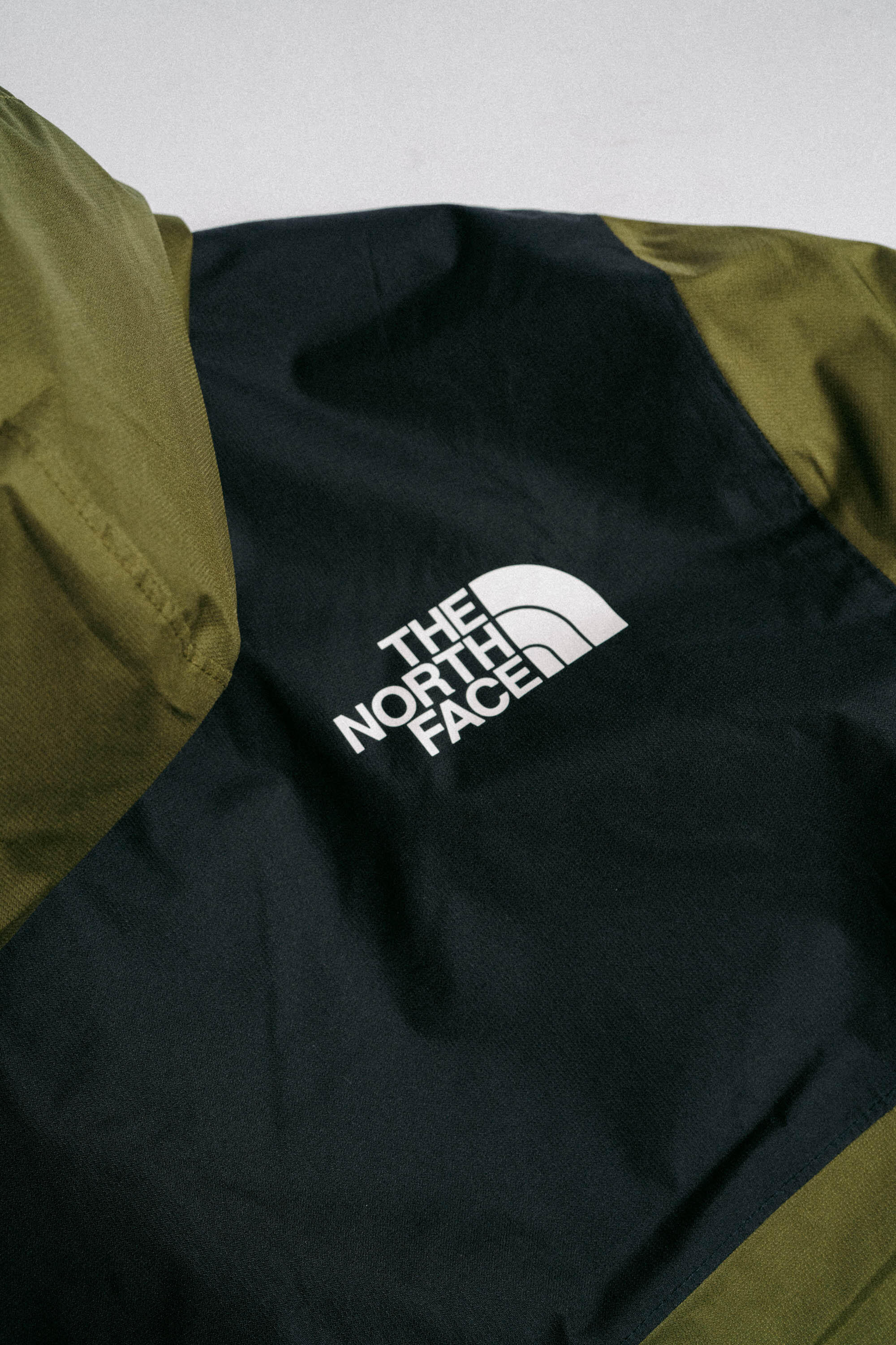 The North Face MOUNTAIN Q JACKET