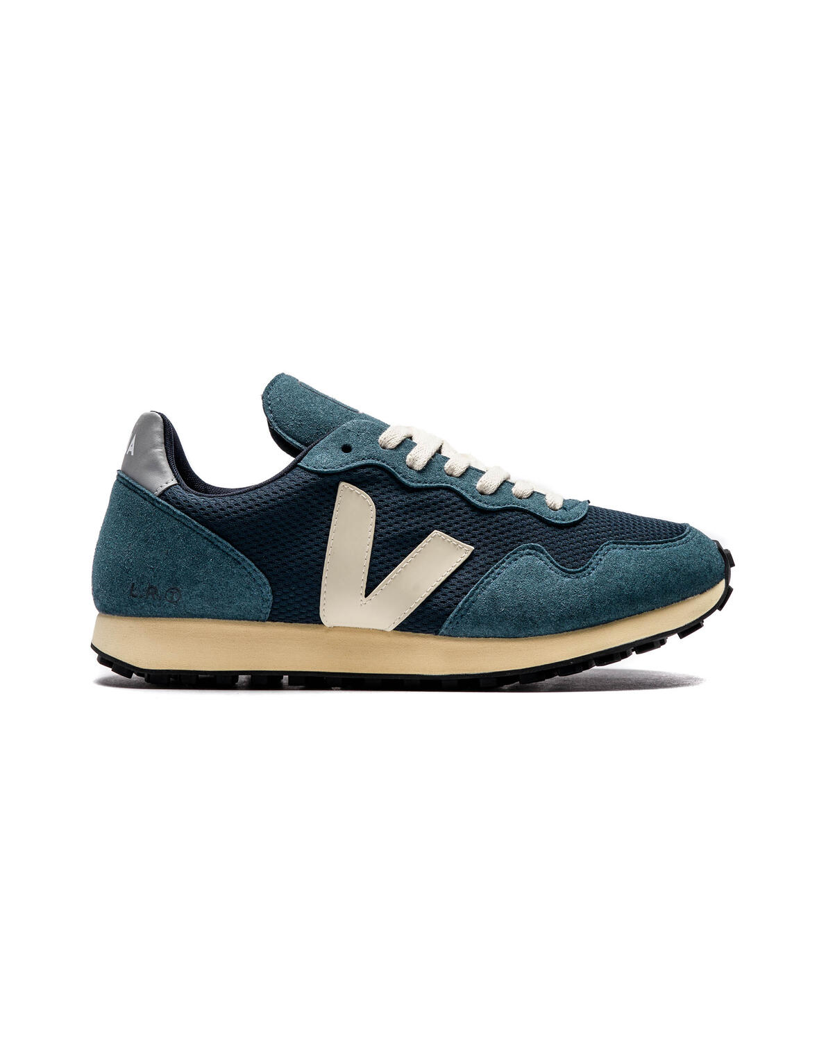 Veja Riio Branco II Lite Nolyn Sneakers - Image 2
