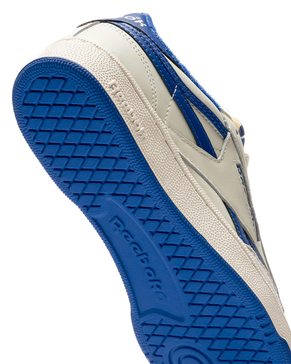 Reebok CLUB C Revenge - Image 24