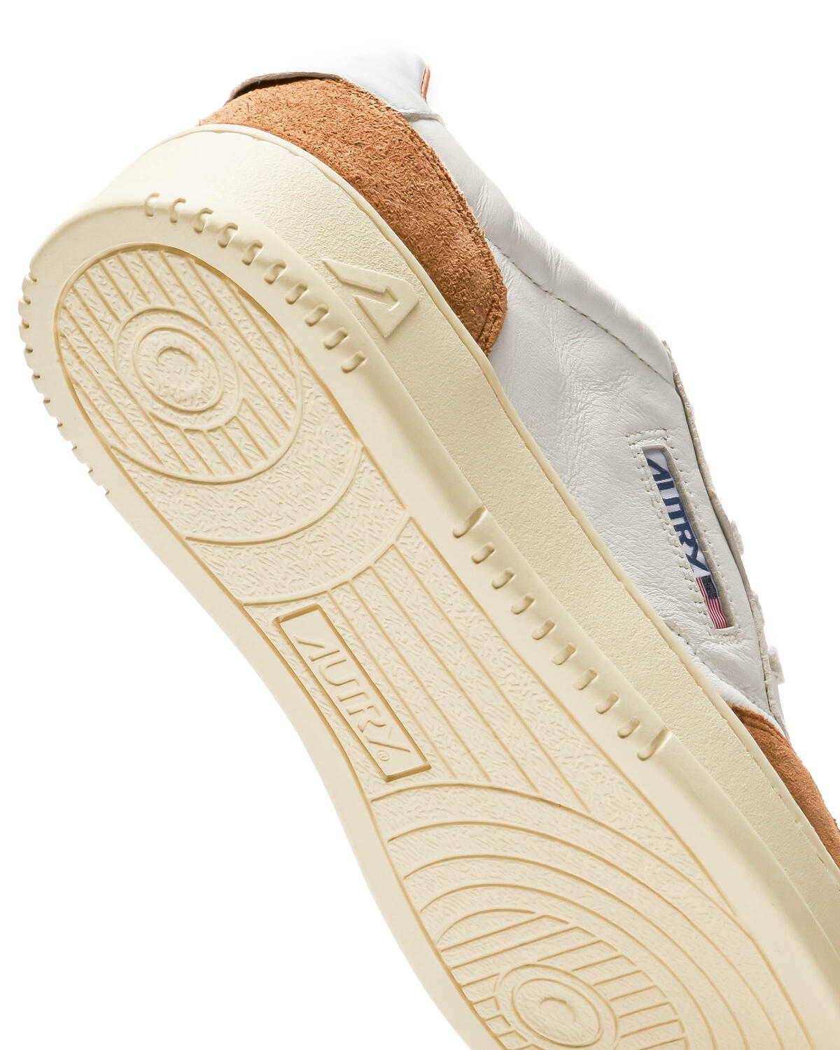 Autry Medalist Low - Image 7