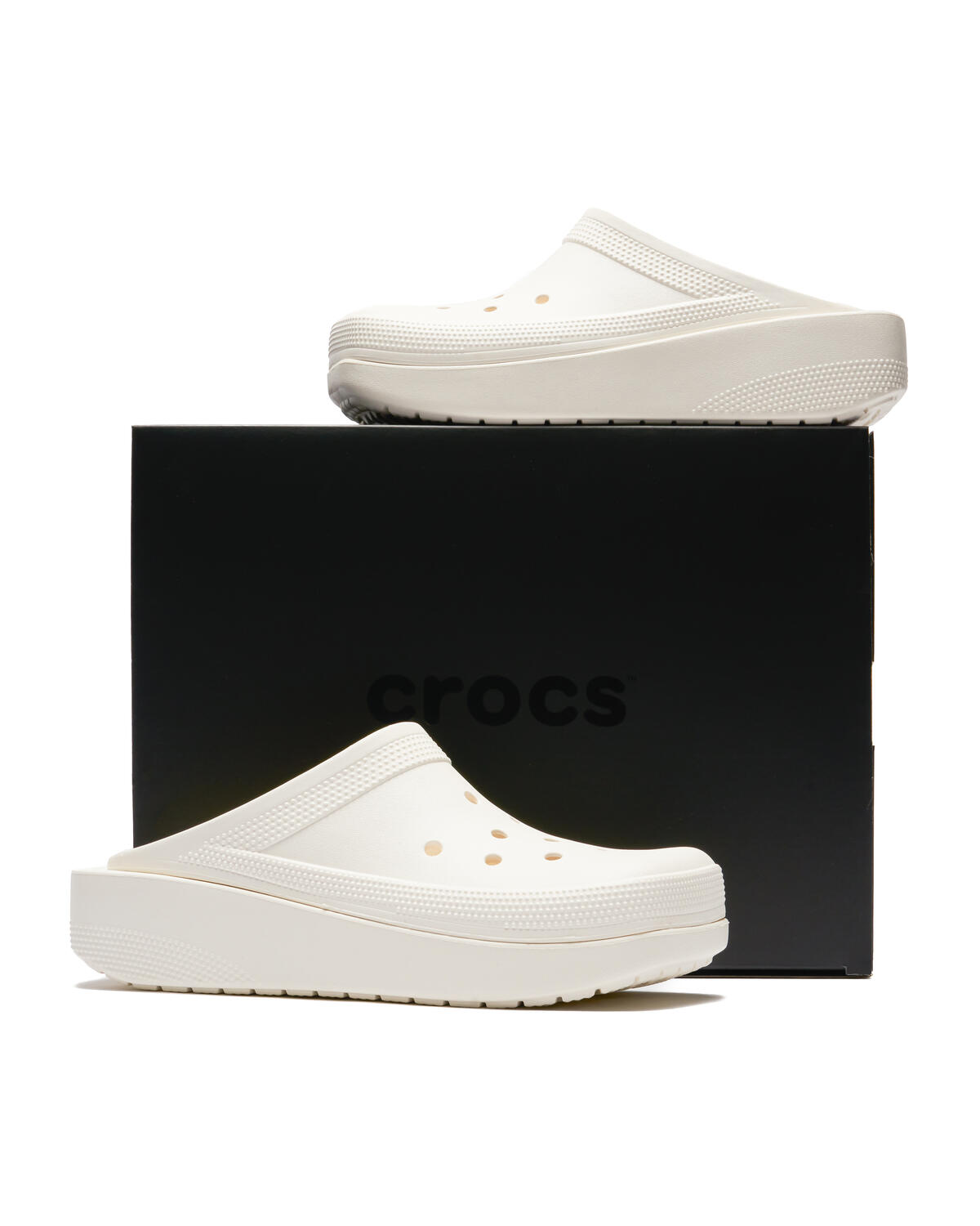 Crocs Classic Blunt Toe - Image 6