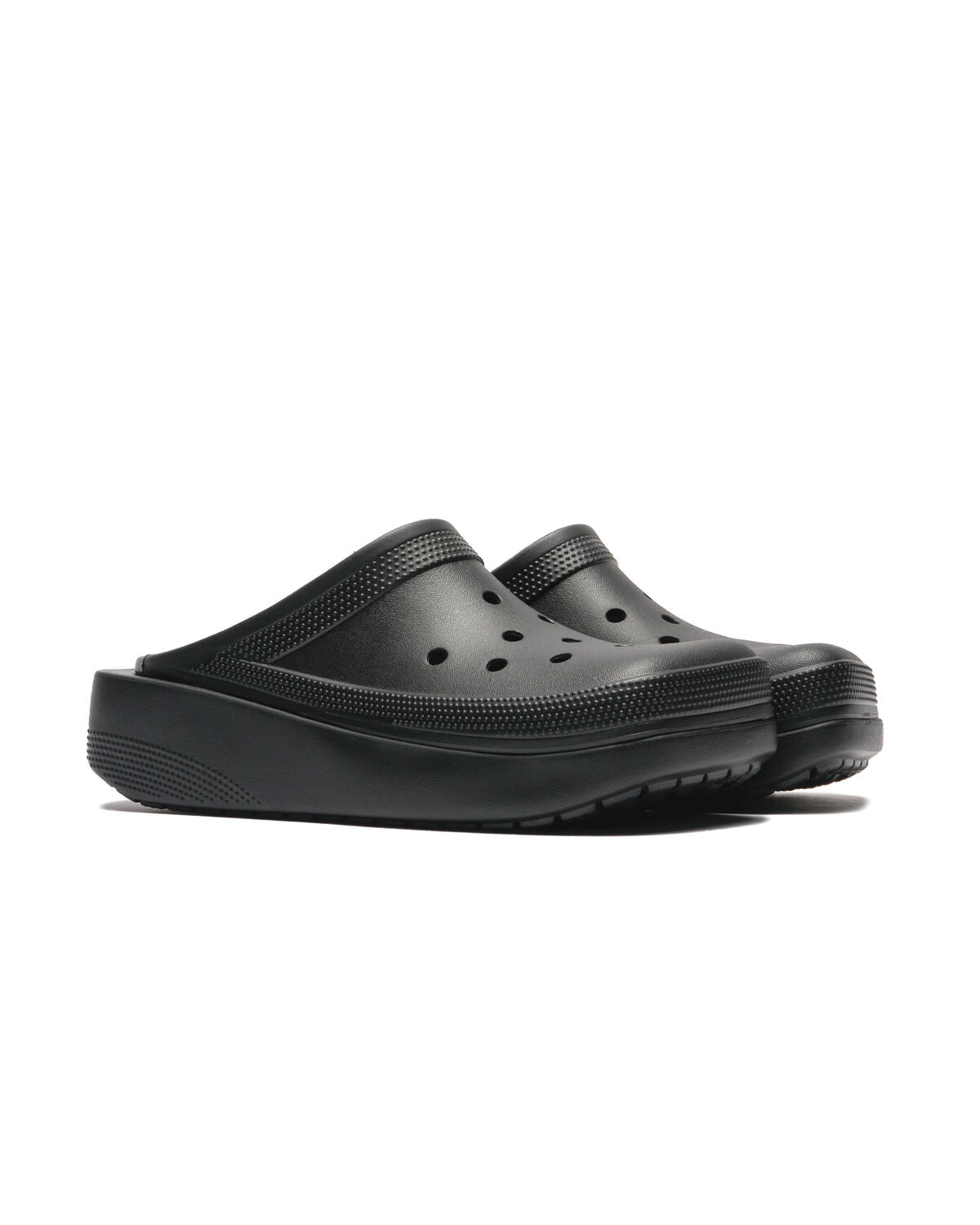 Crocs Classic Blunt Toe Clog (Black) - Image 5
