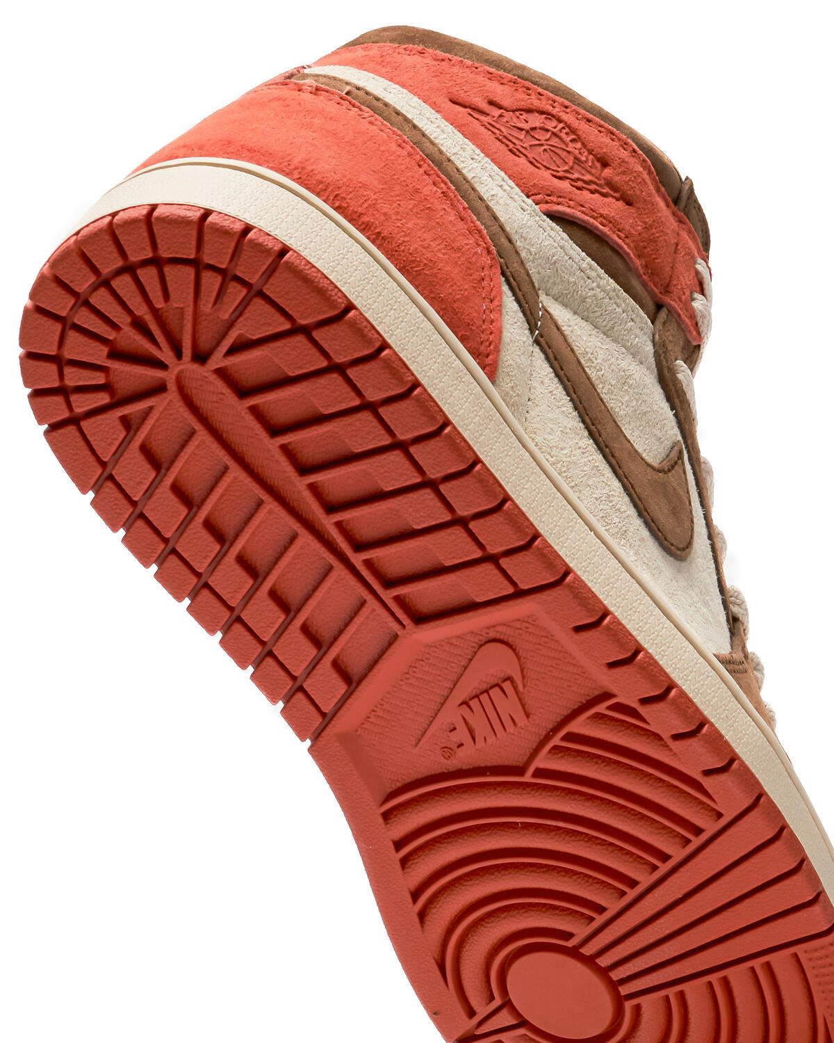 Women's Air Jordan 1 Retro High OG 'Cacao Wow' Sneakers - Image 27