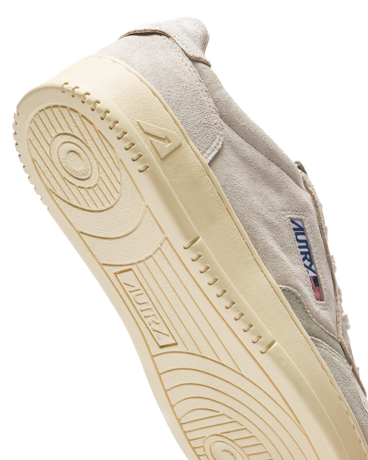 Autry Medalist Low - Image 7