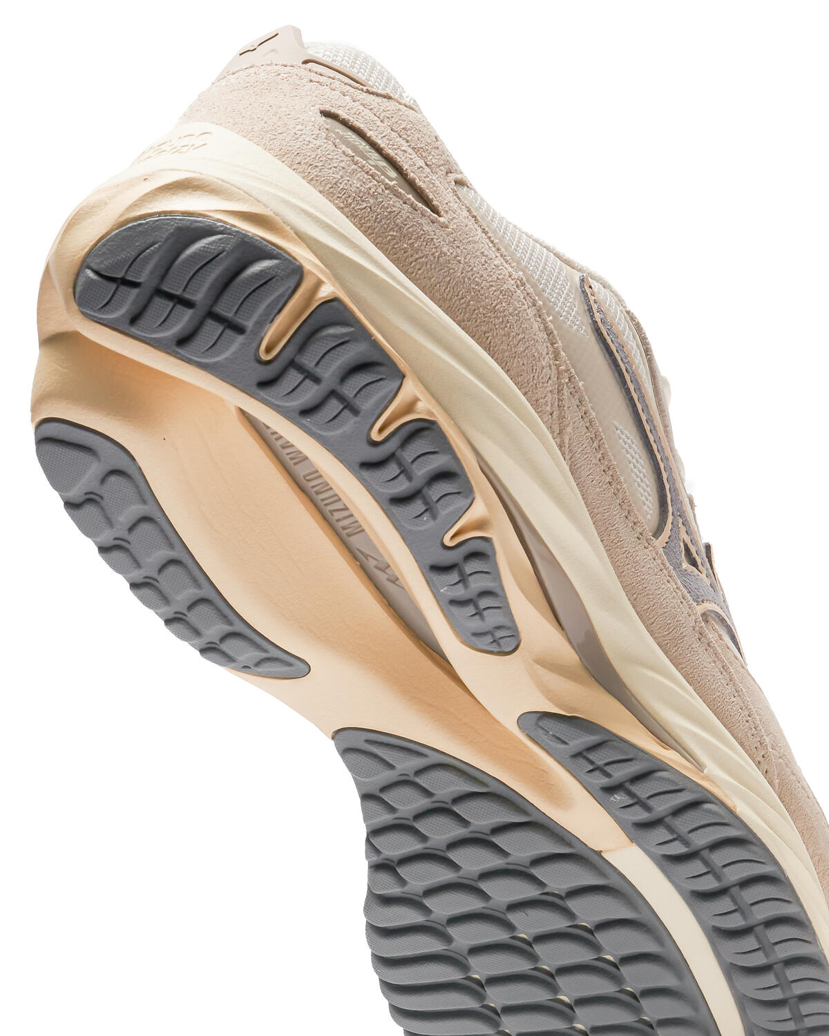 Mizuno Wave Rider Beta Beige - Image 17