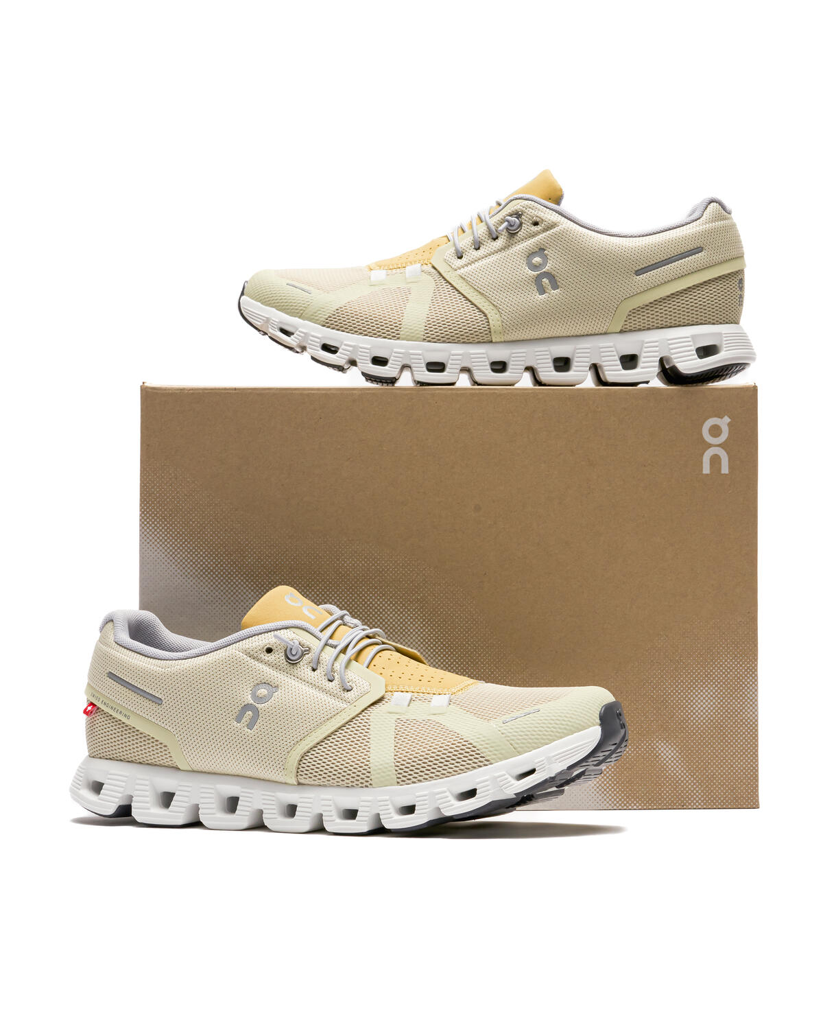 ON Running Cloud 5 | 59.98163 | AFEW STORE display picture 3