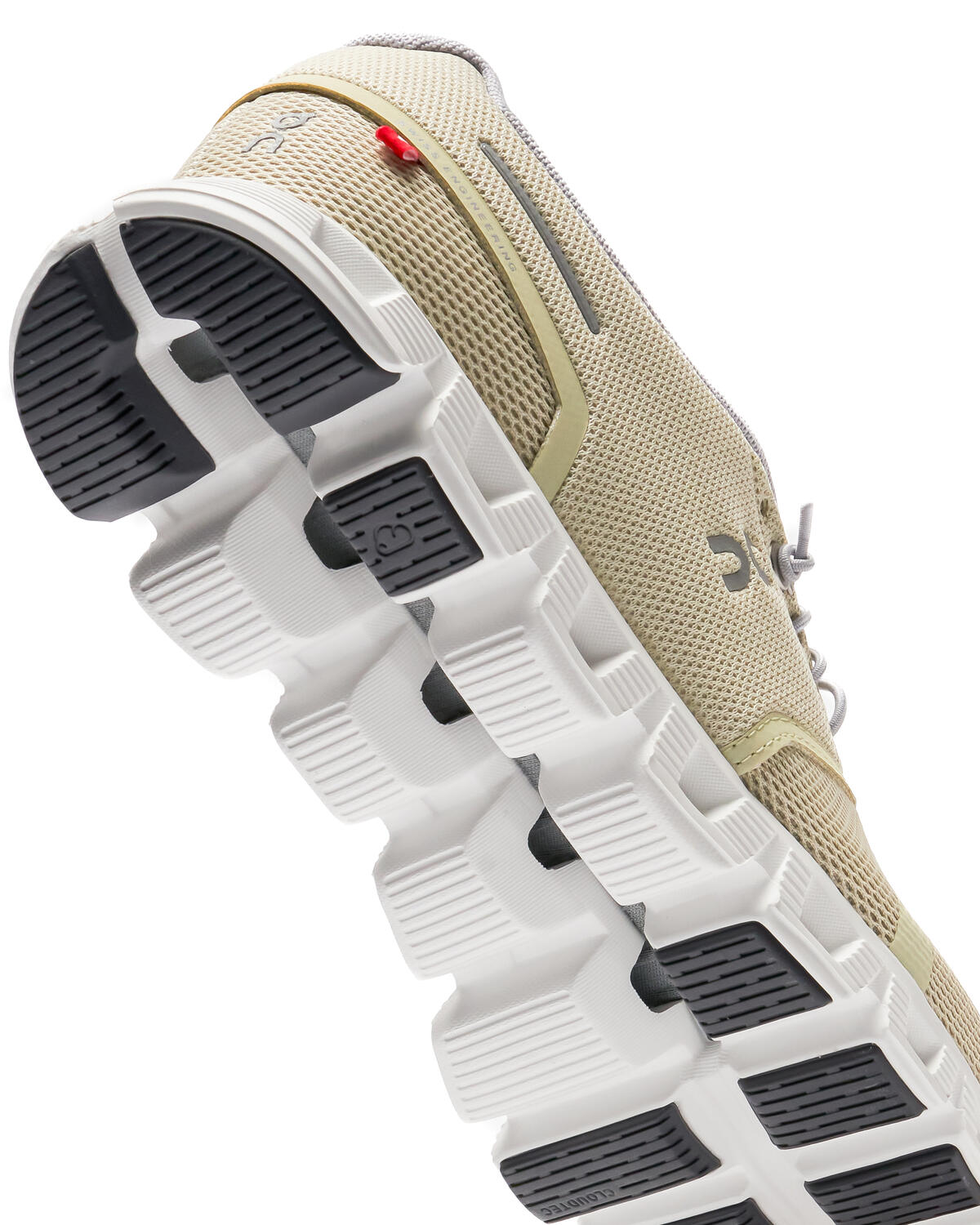 ON Running Cloud 5 | 59.98163 | AFEW STORE