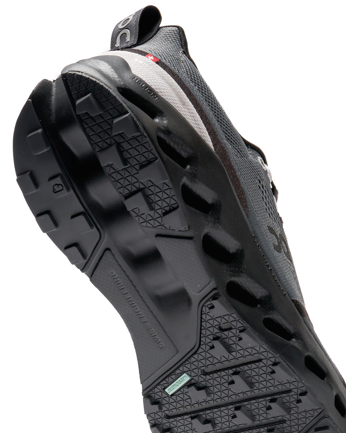 ON Running Cloudsurfer Trail - Image 7