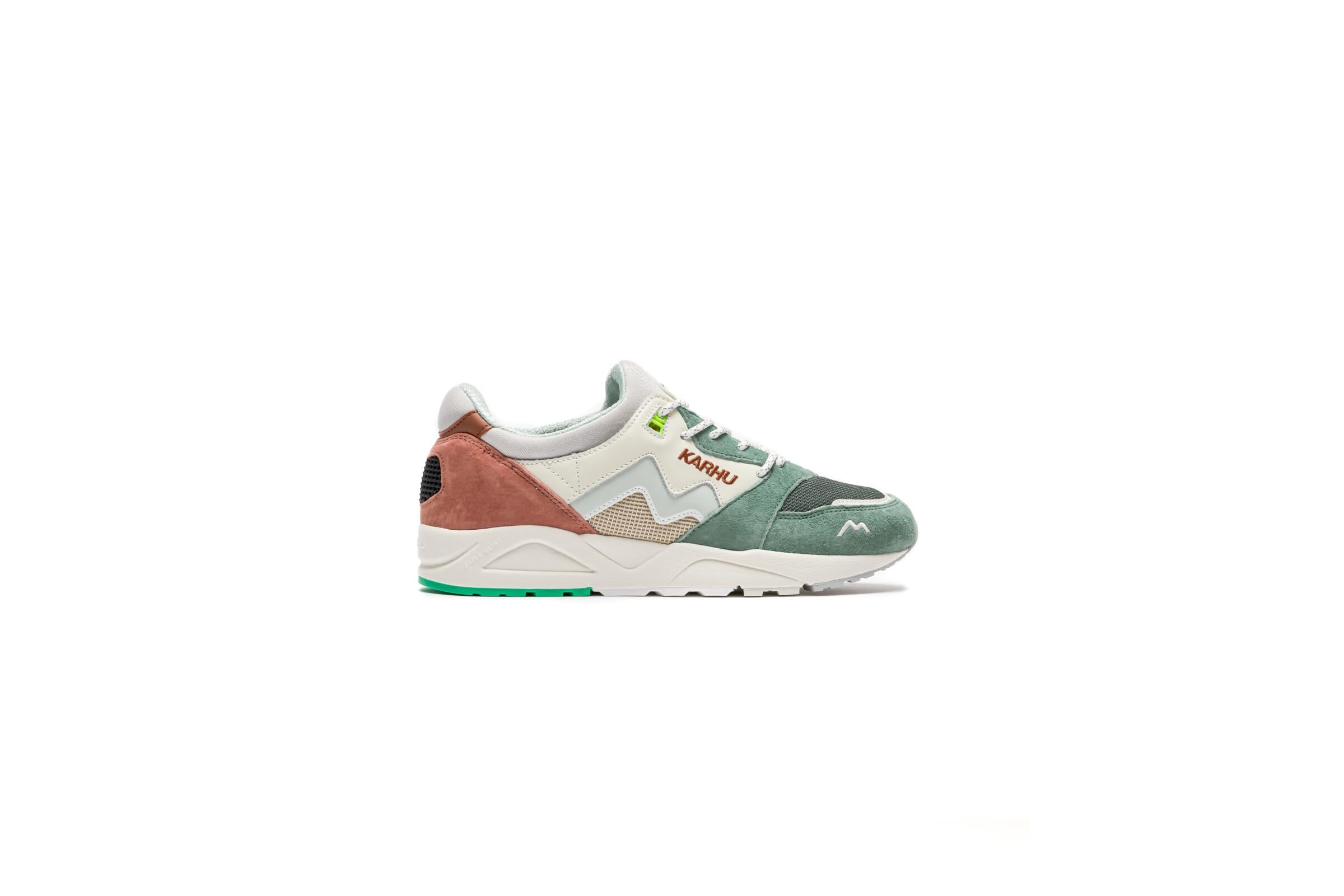 KARHU Aria 95 Cork/ Foggy Dew - F803113