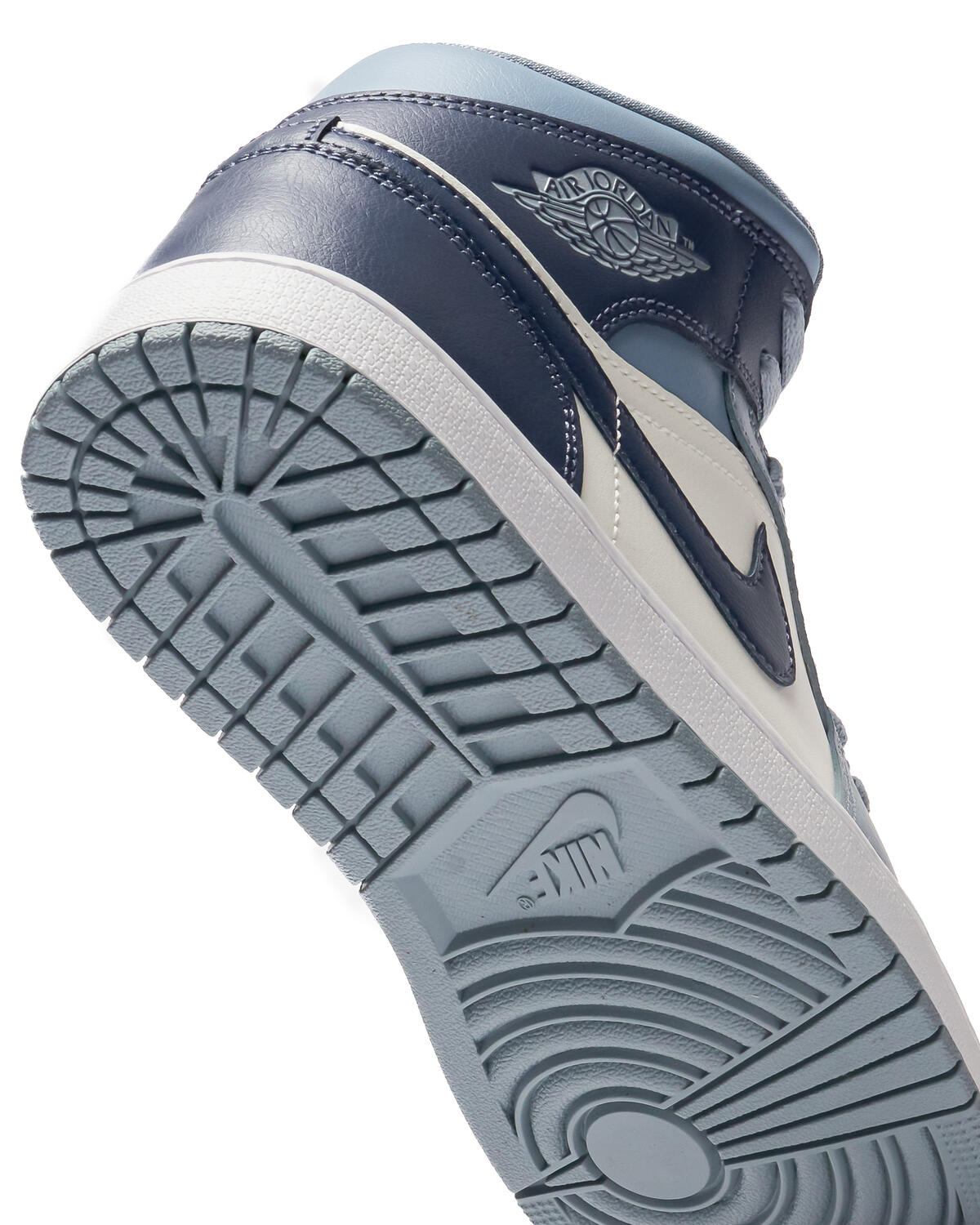 Jordan Air Jordan 1 Mid (Women's) - Image 18