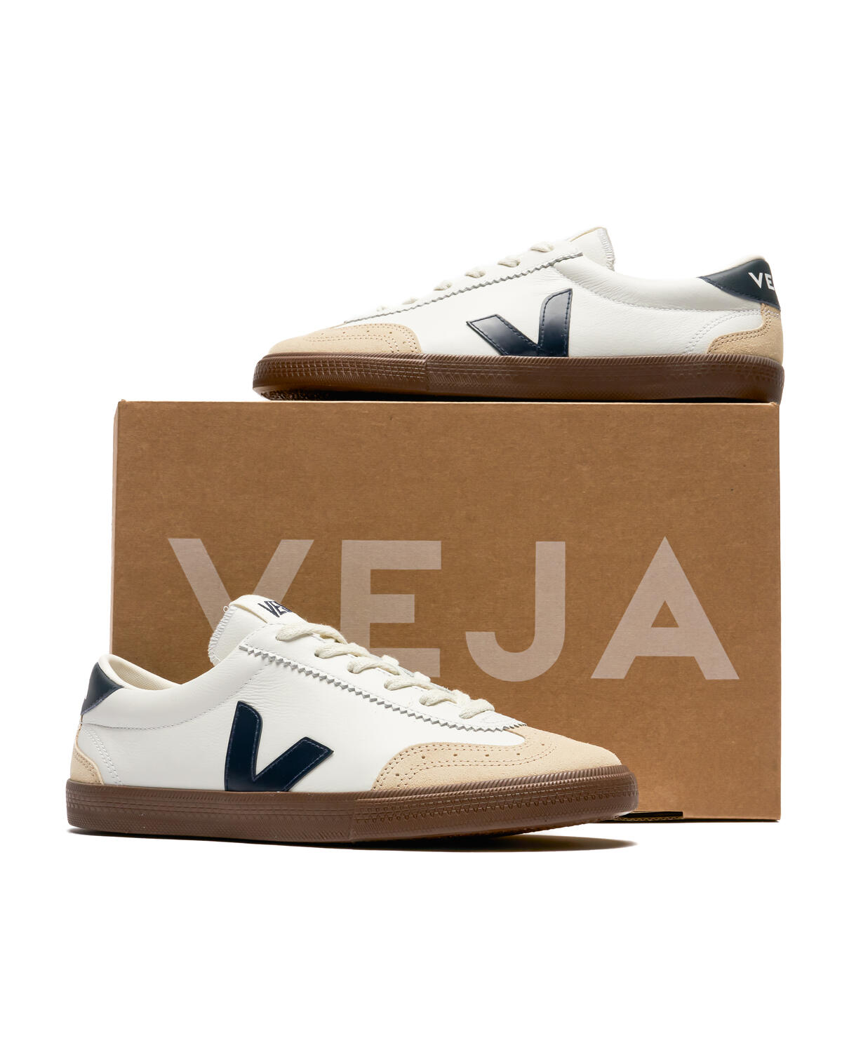 Veja Volley O.T. Leather Black / White (Women's) - Image 9