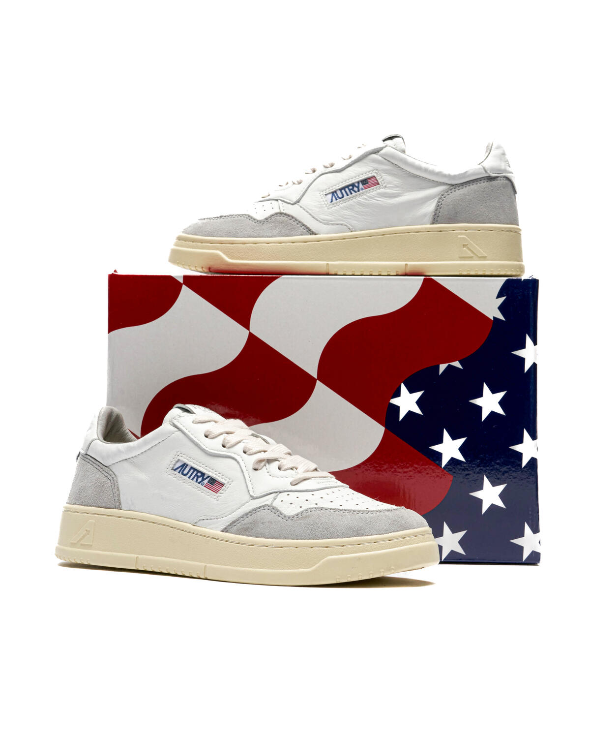 Autry Medalist Low (Women's) - Image 6