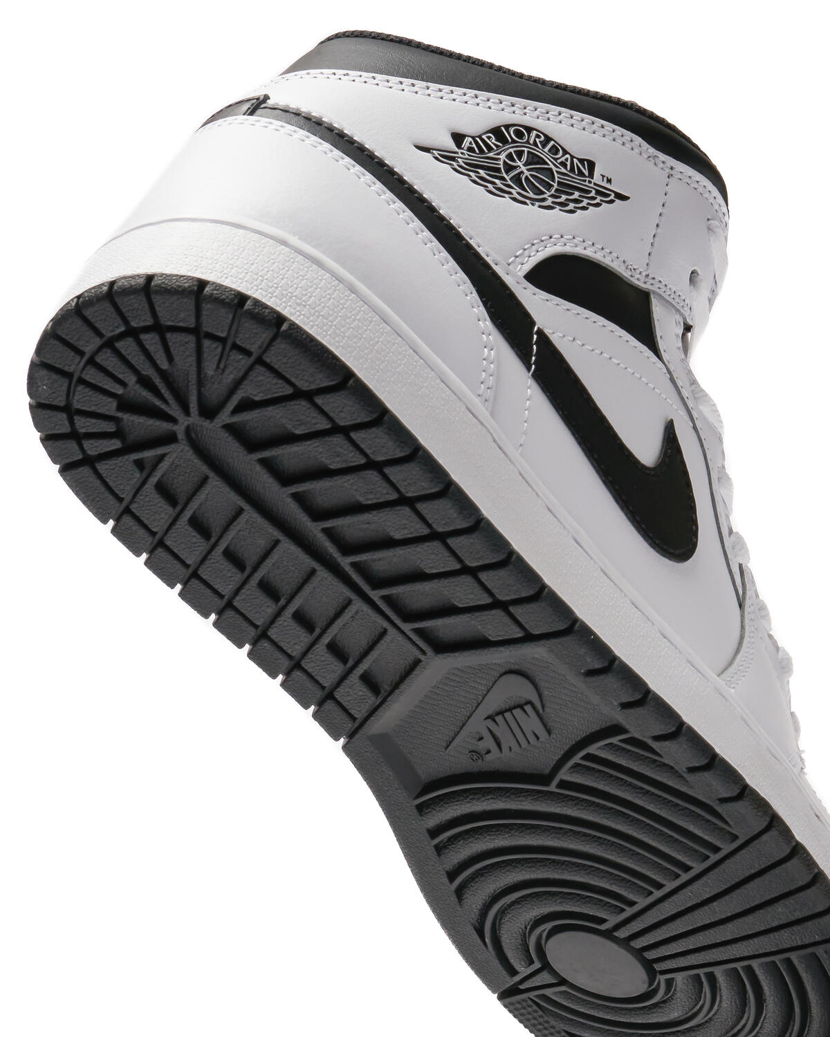 Jordan Air Jordan 1 Mid - White / Black - Image 29
