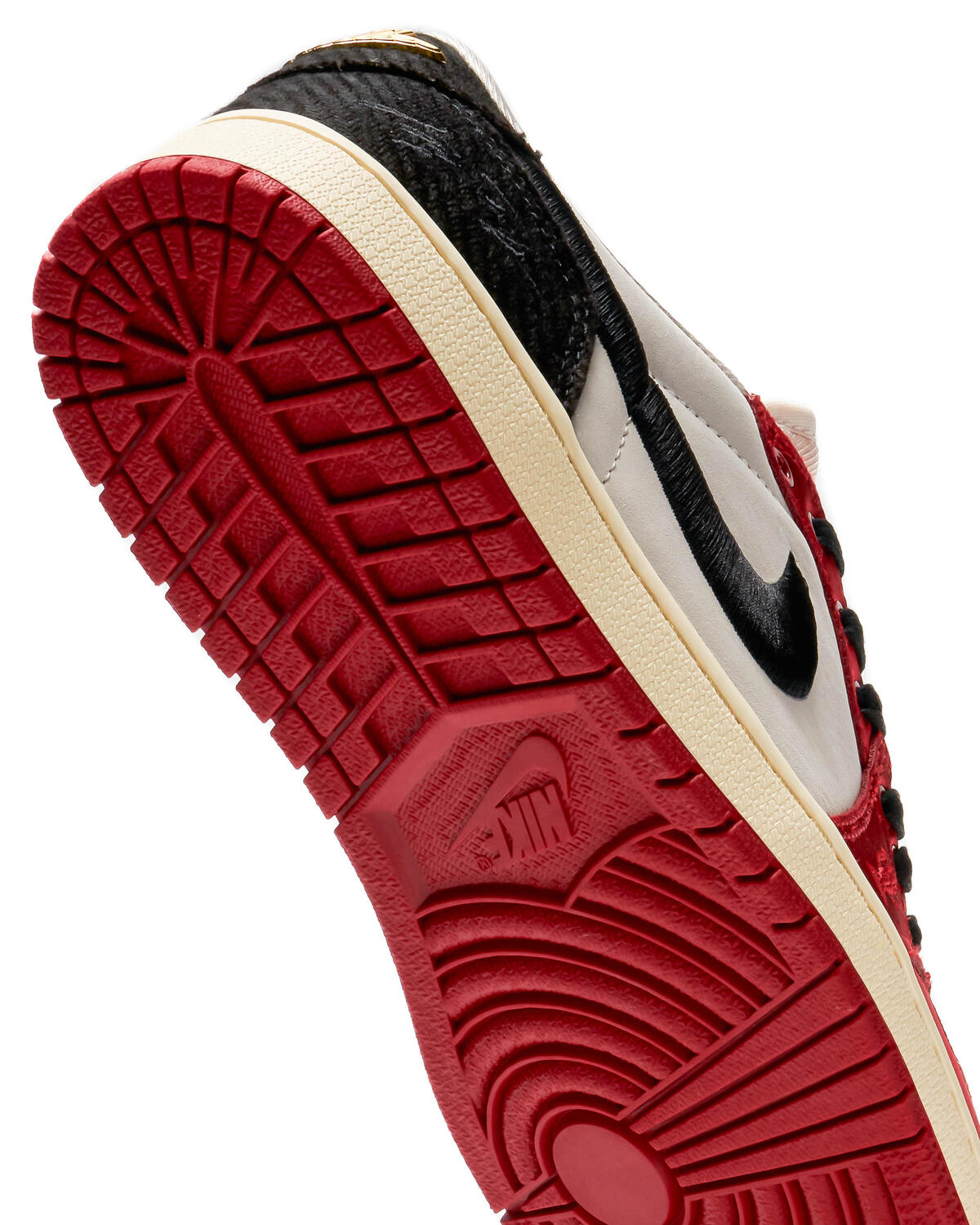 Trophy Room x Air Jordan 1 Retro Low OG SP 'Rookie Card - Away' - Image 13