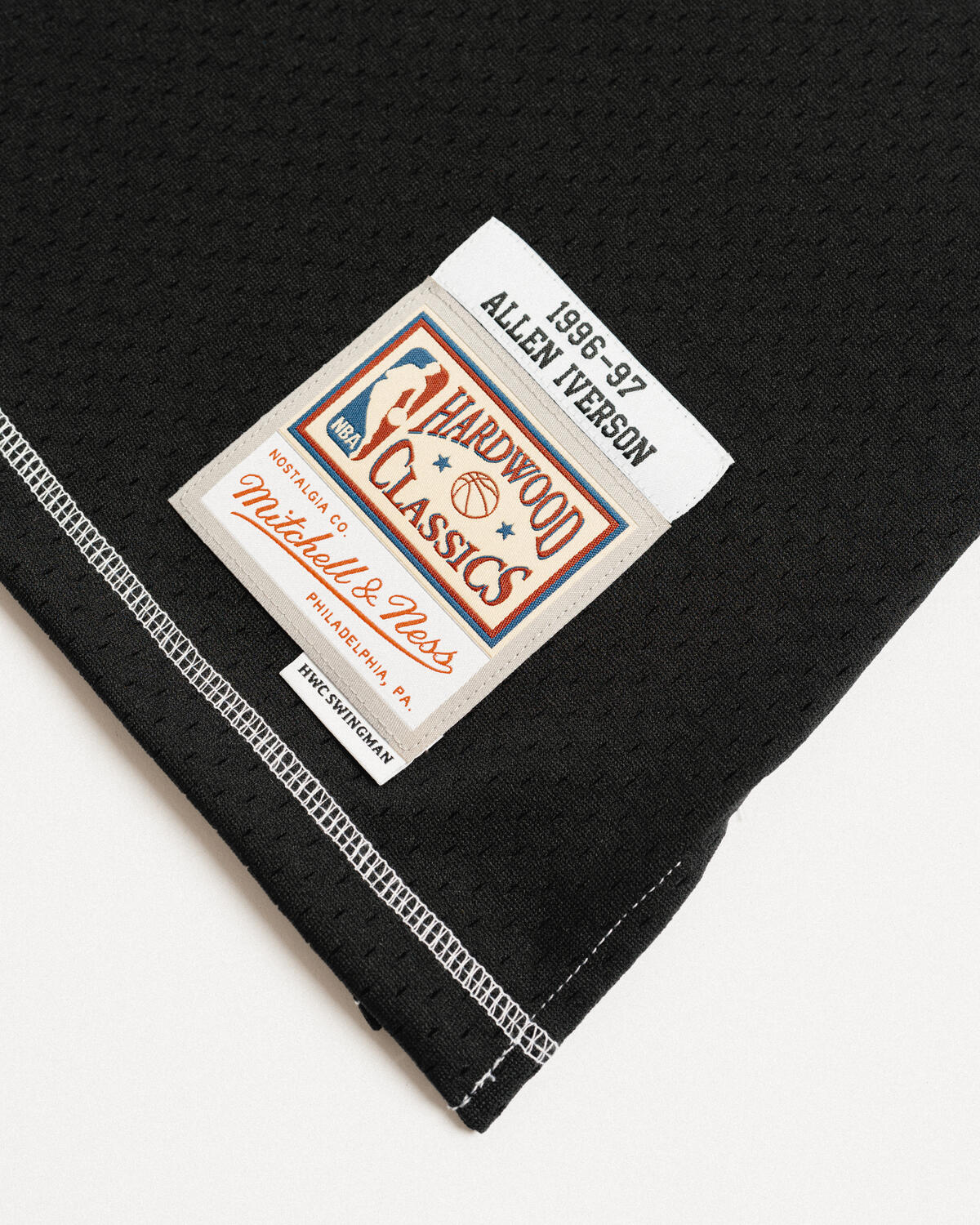 Mitchell & Ness Contrast 2K Swingman Jersey - Philadelphia 76ers 'Allen Iverson' - Image 7