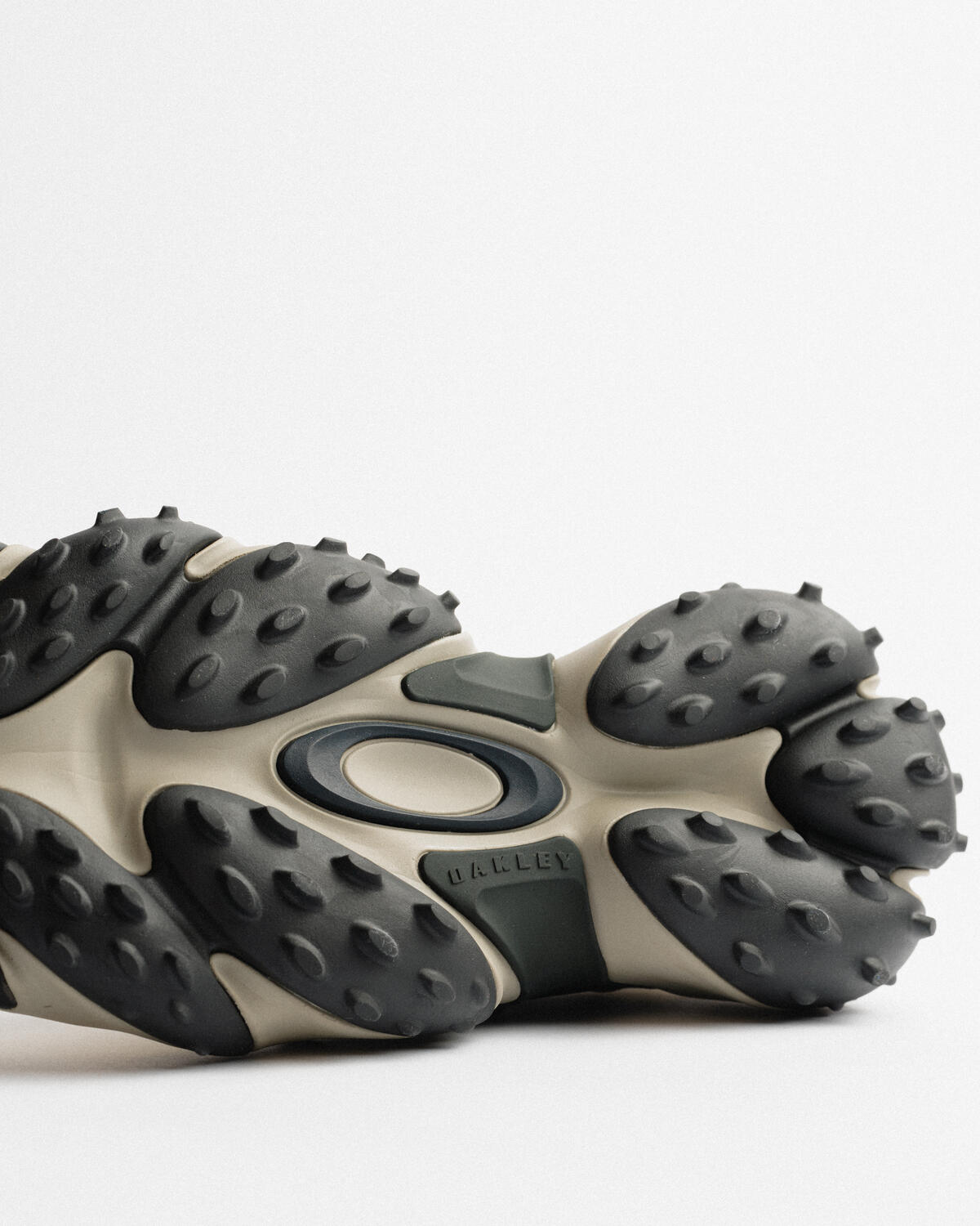 Oakley Edge Icon - Image 8