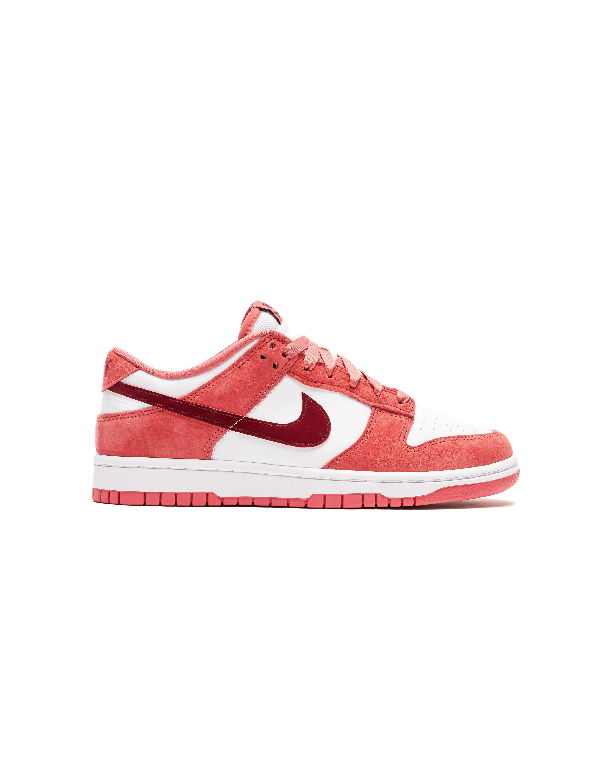 Nike WMNS Dunk Low