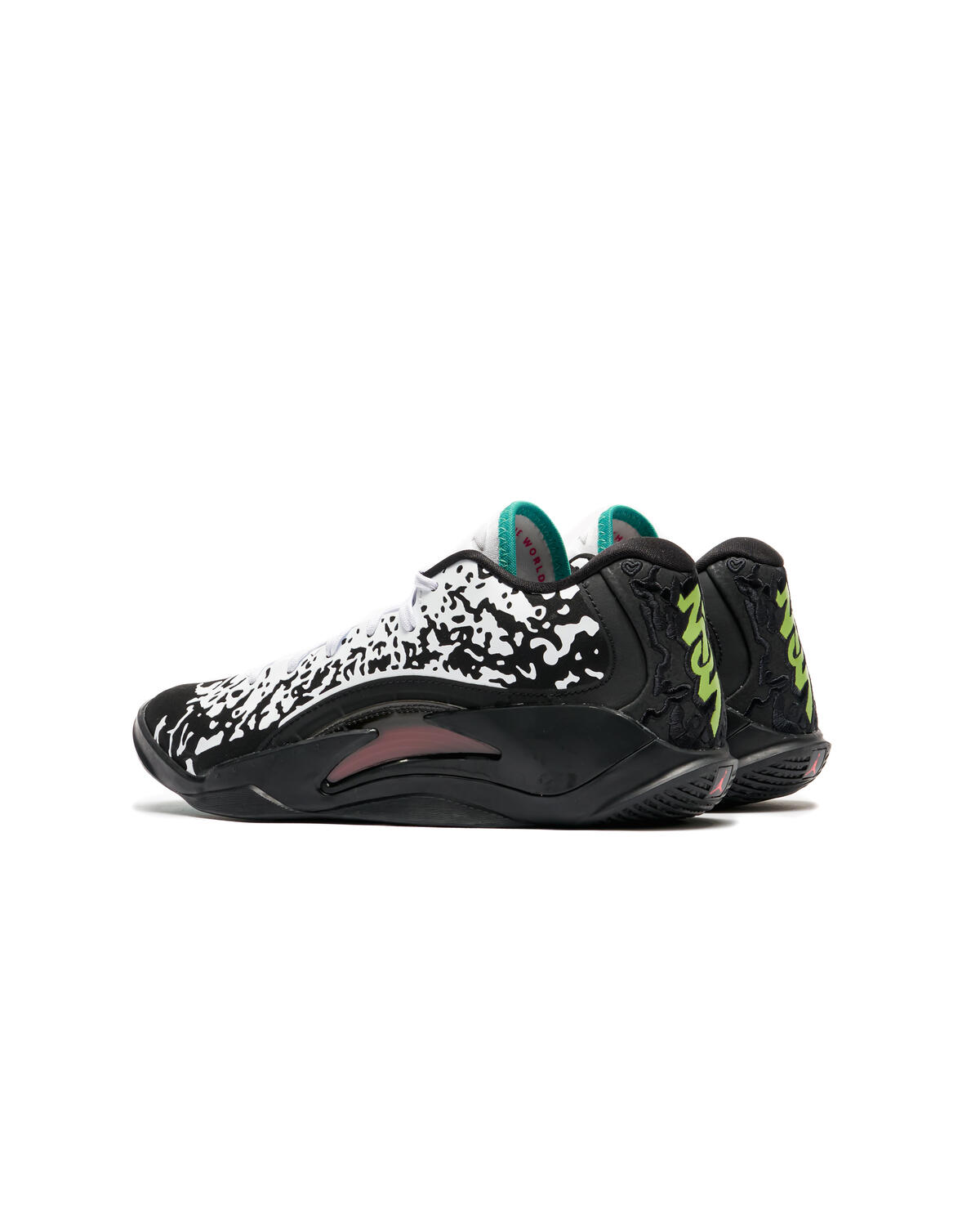 Nike Zion 3 Black / British Tan / White - Image 4