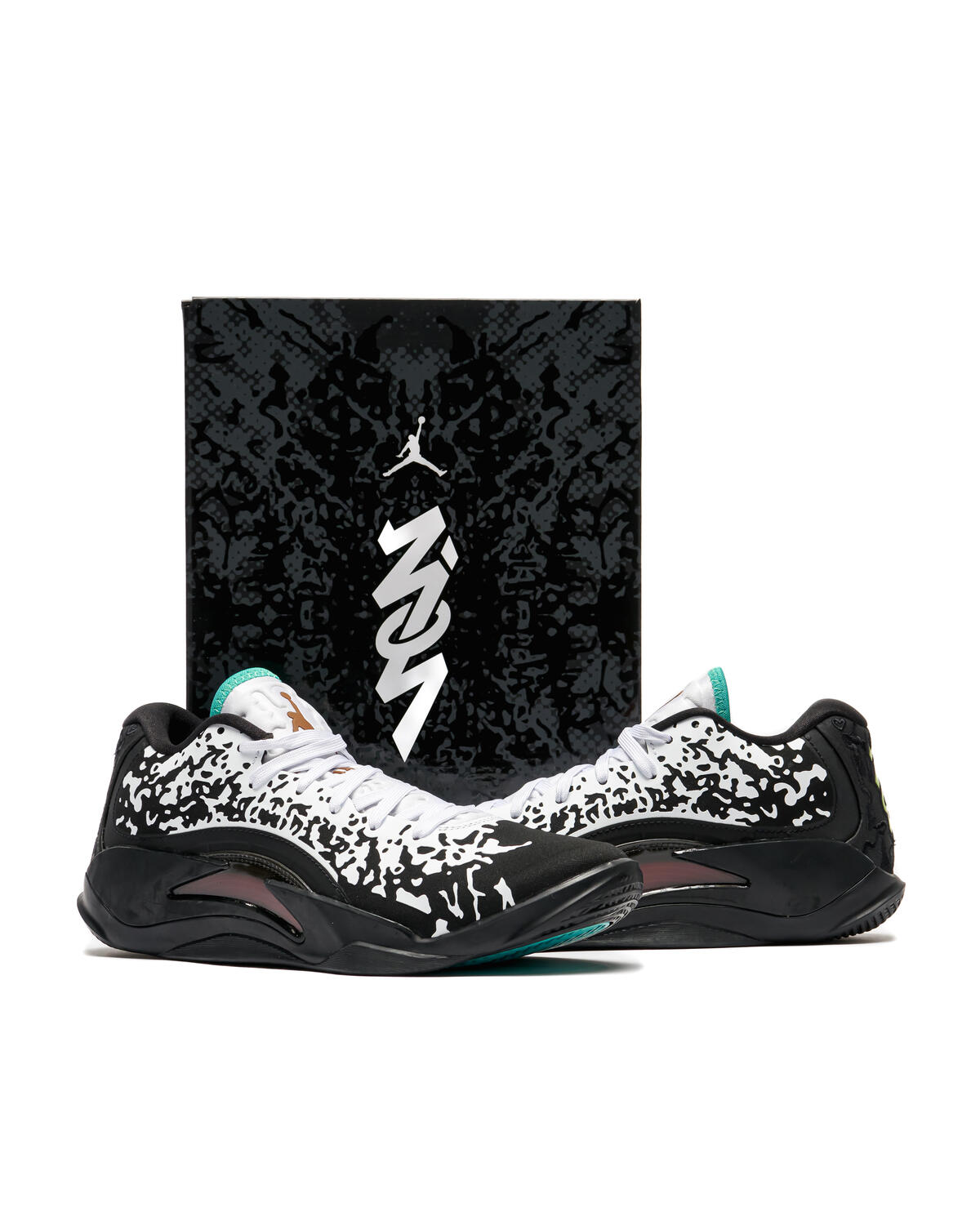 Nike Zion 3 Black / British Tan / White - Image 6