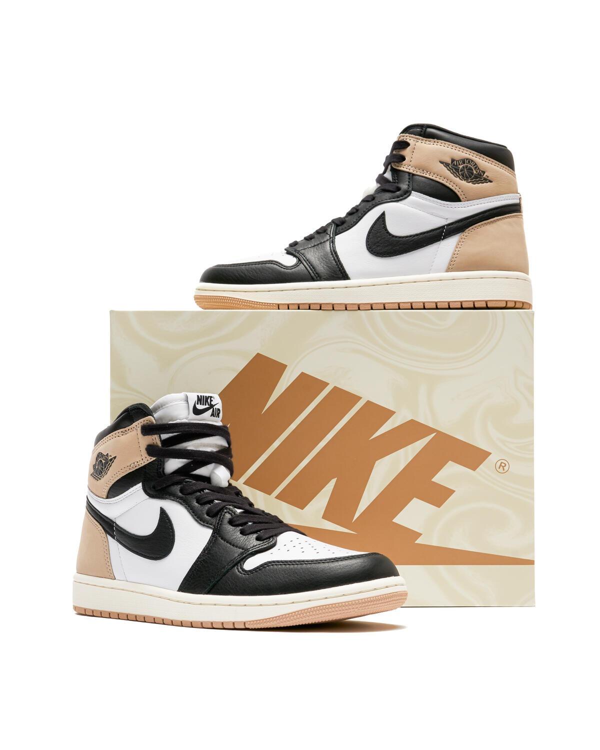 Air Jordan 1 Retro High OG 'Obsidian' (Women's) - Image 26