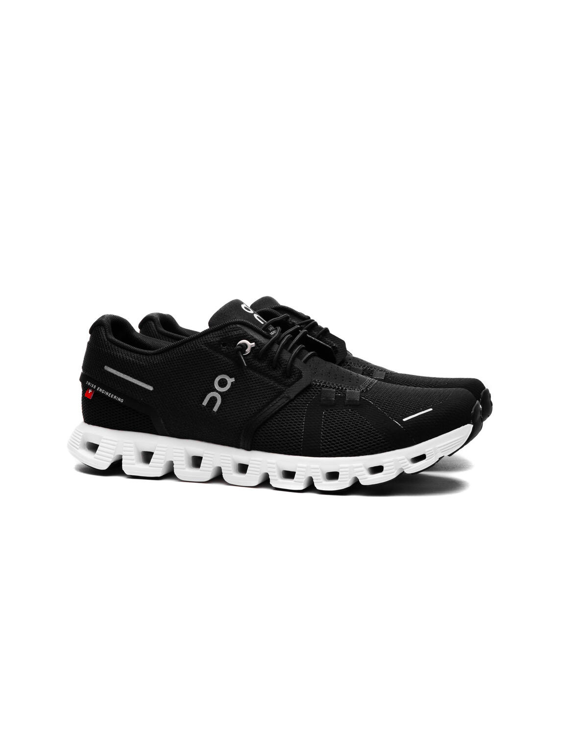 ON Running Cloud in Black - Image 7