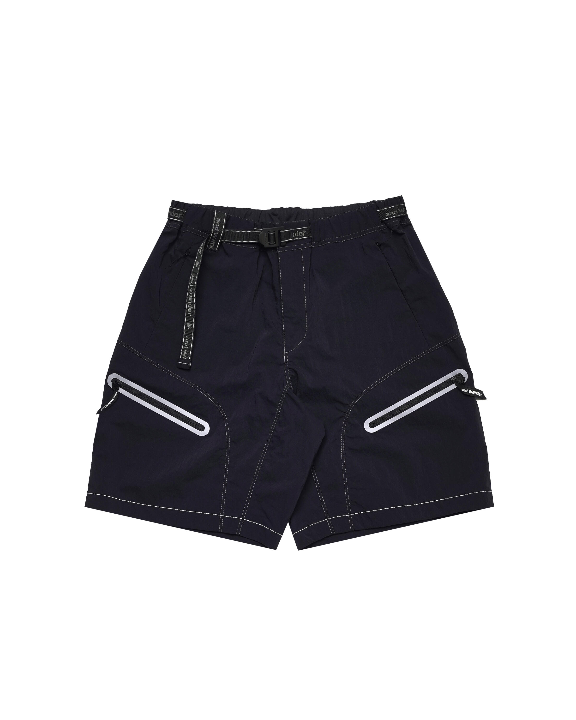 and wander light hike short pants