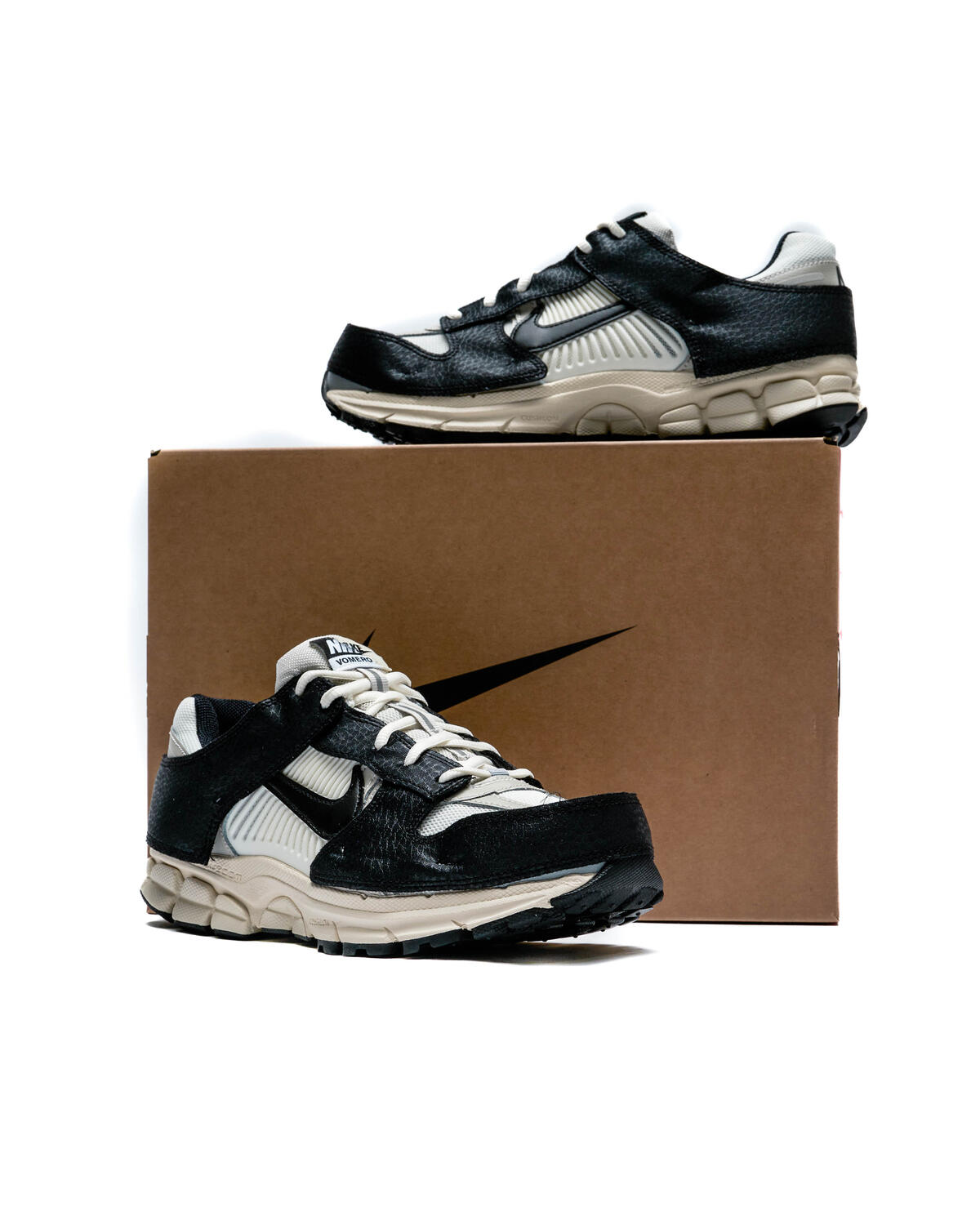 Nike Zoom Vomero 5 'Timeless' (Women's) - Image 17
