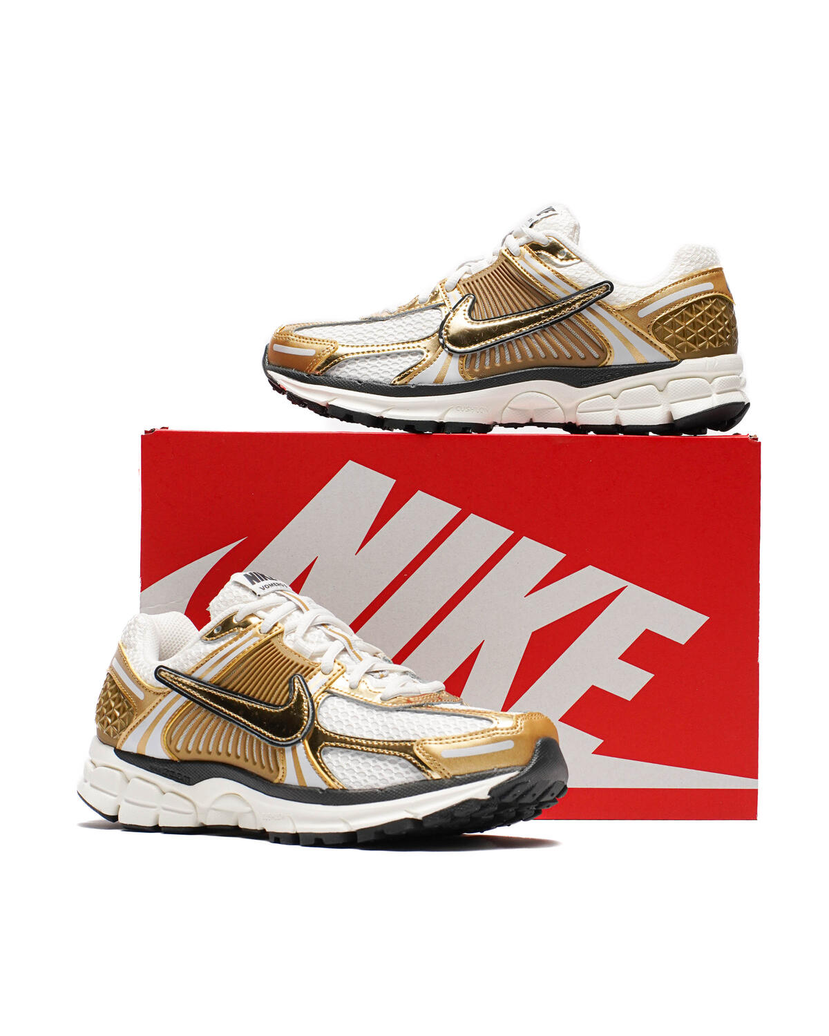 Nike Zoom Vomero 5 'Photon Dust/Metallic Gold-Gridiron-Sail' (Women's) - Image 31