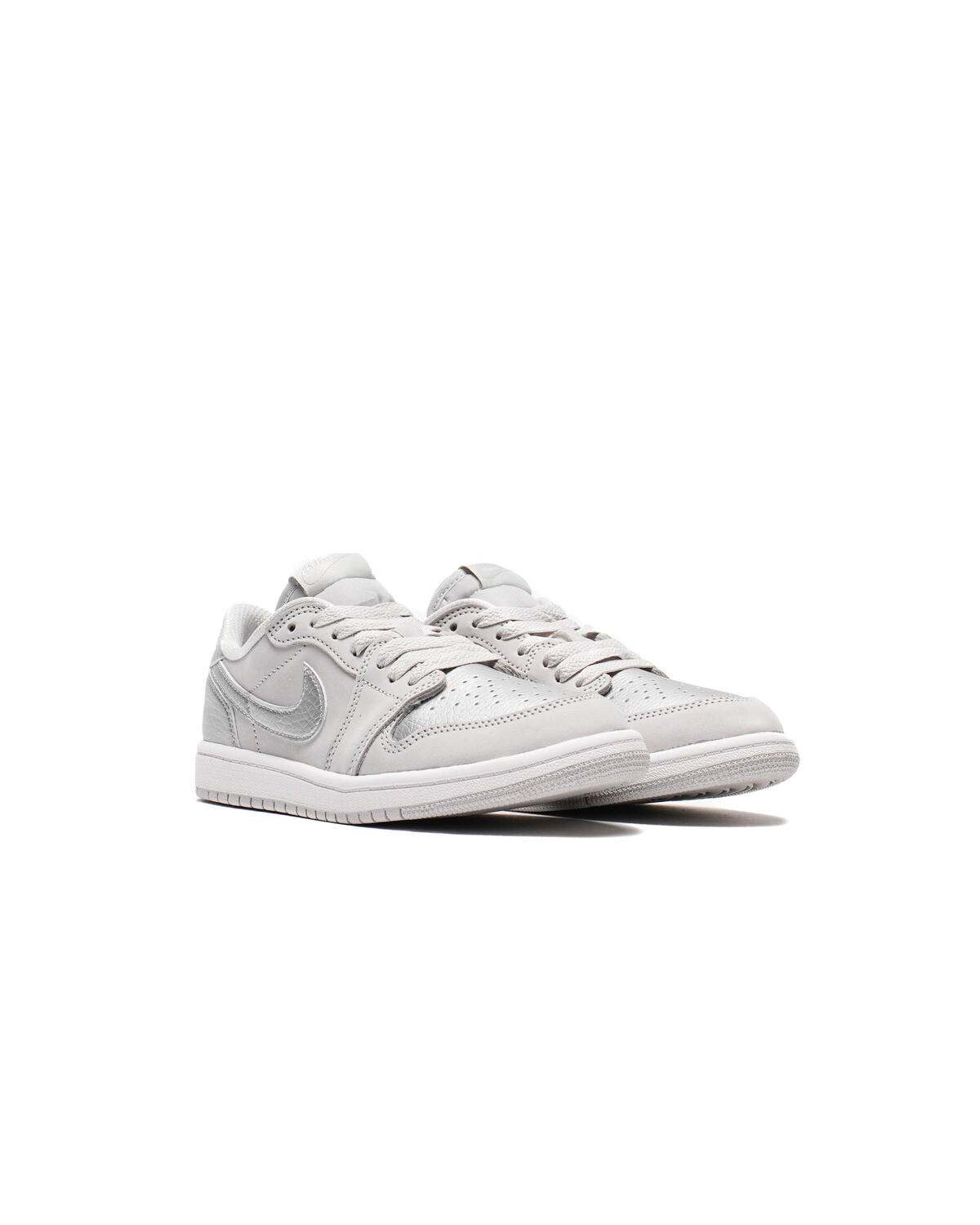 Air Jordan 1 Retro Low OG 'Metallic Silver' (PS) - Image 14