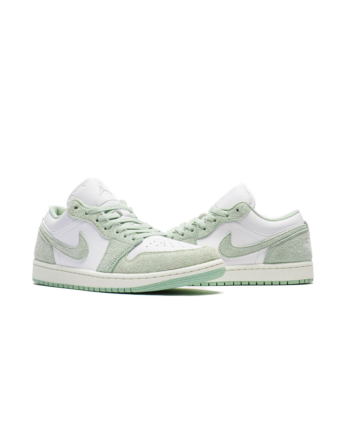 Jordan Air Jordan 1 Low SE "Seafoam" White/Seafoam - Image 24