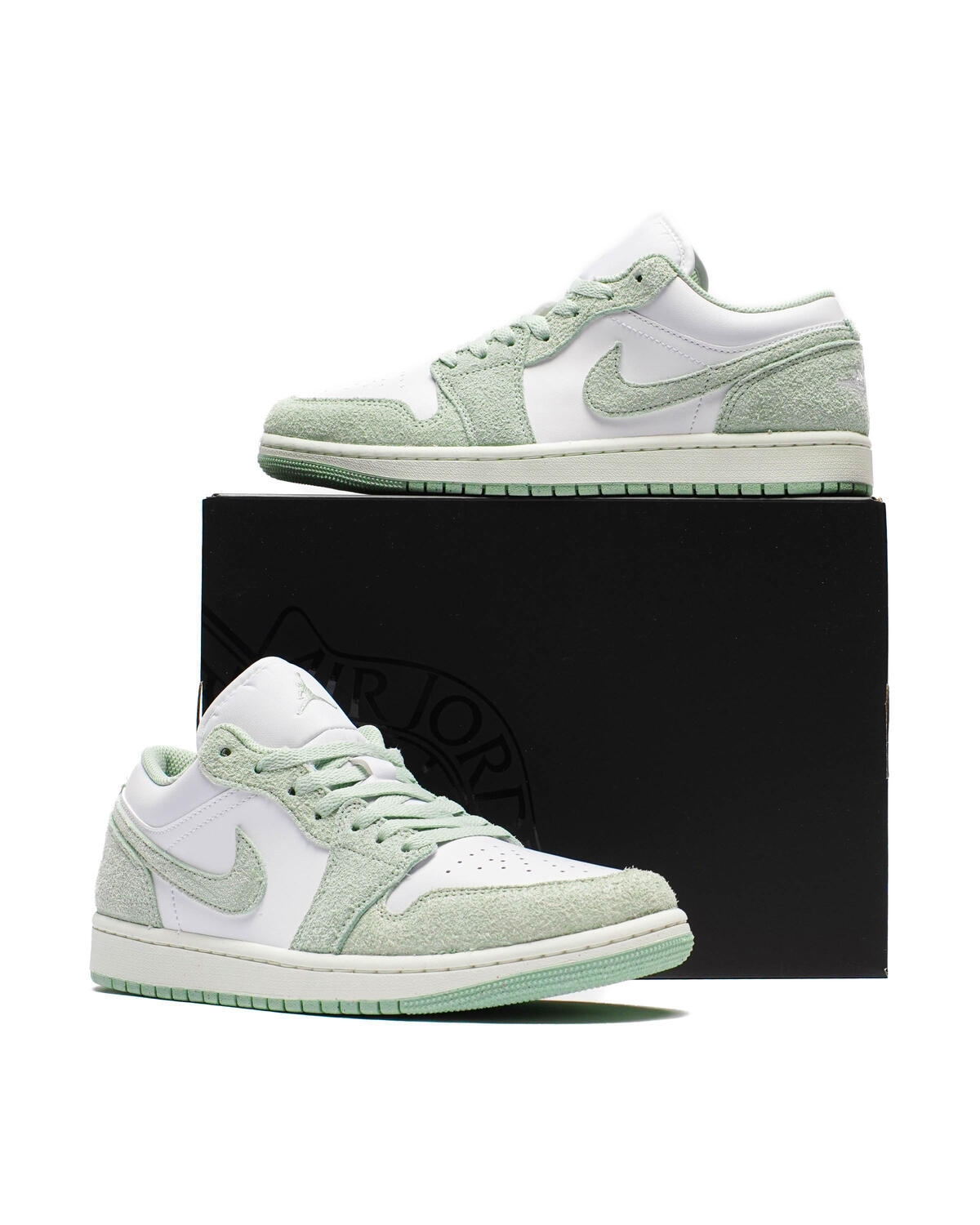 Jordan Air Jordan 1 Low SE "Seafoam" White/Seafoam - Image 25