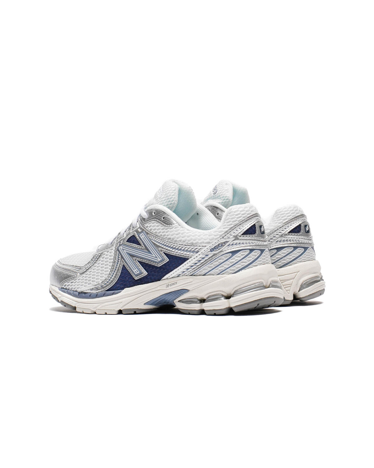 New Balance 860v2 Arctic Grey - Image 31