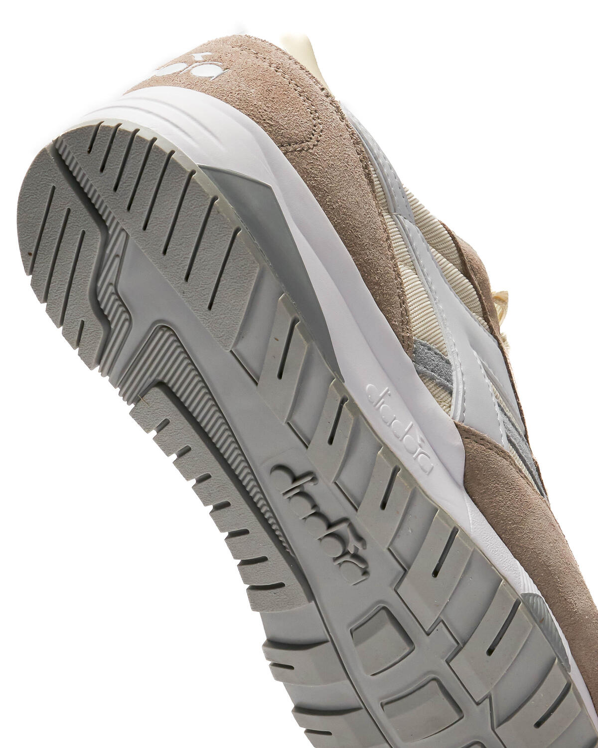Diadora N902 - Image 7