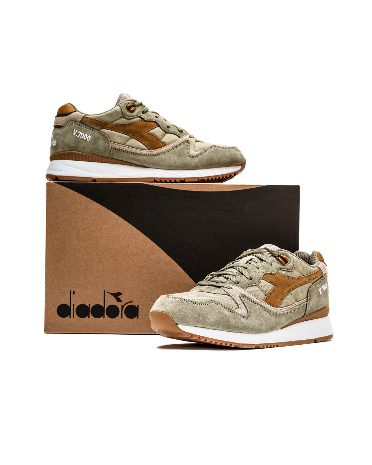 Diadora V7000 Winter - Image 6