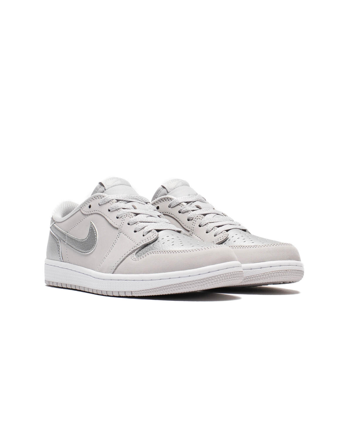 Air Jordan 1 Low 'Metallic Silver' - Image 16