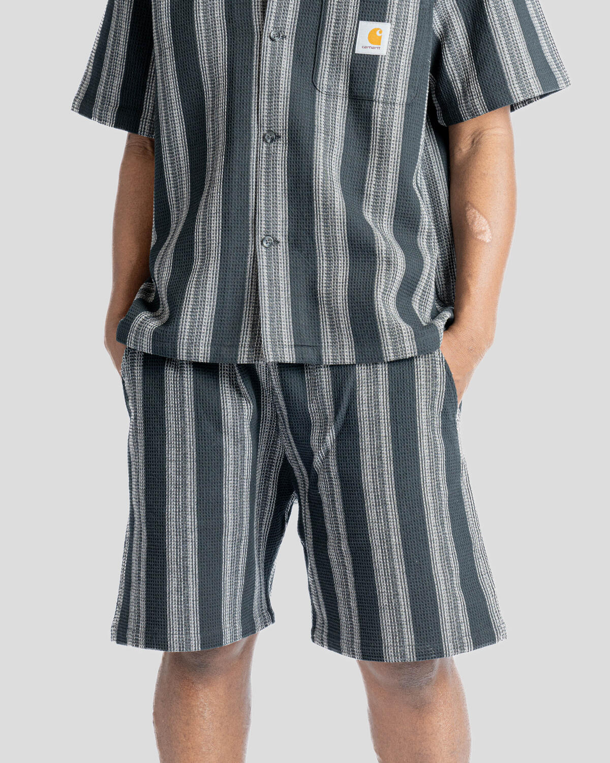 Carhartt WIP Dodson Short - Image 3