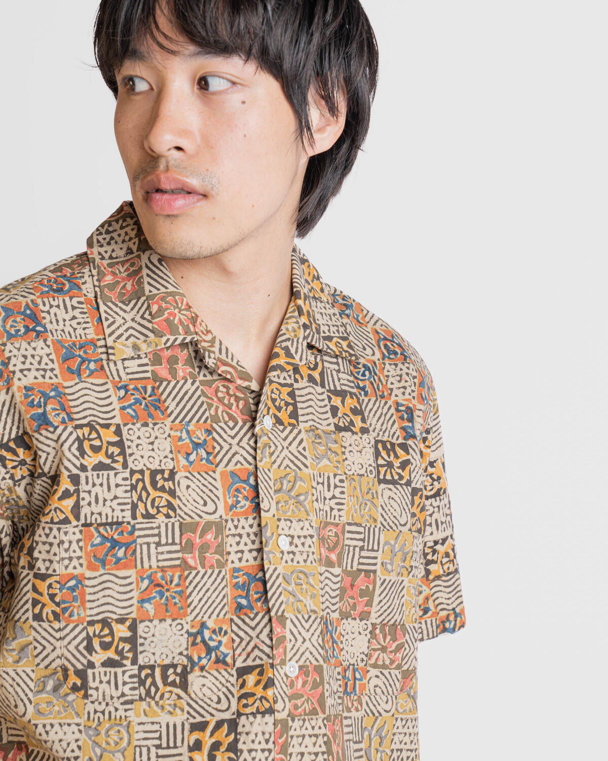 Beamsplus Open Collar Block Print Square - Image 5