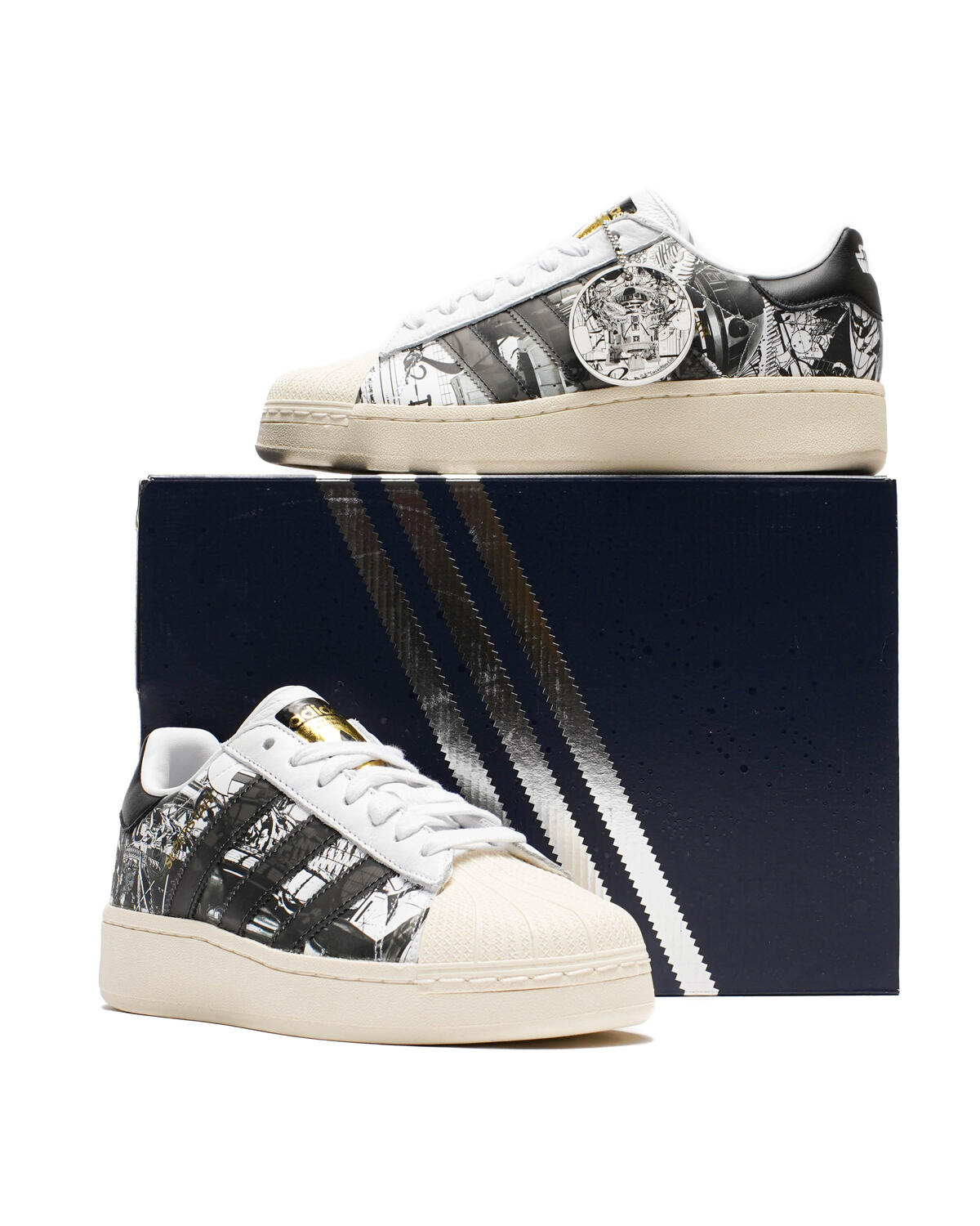 Adidas Originals Men Superstar XLG x Star Wars White Black IF9249 (Women's) - Image 11