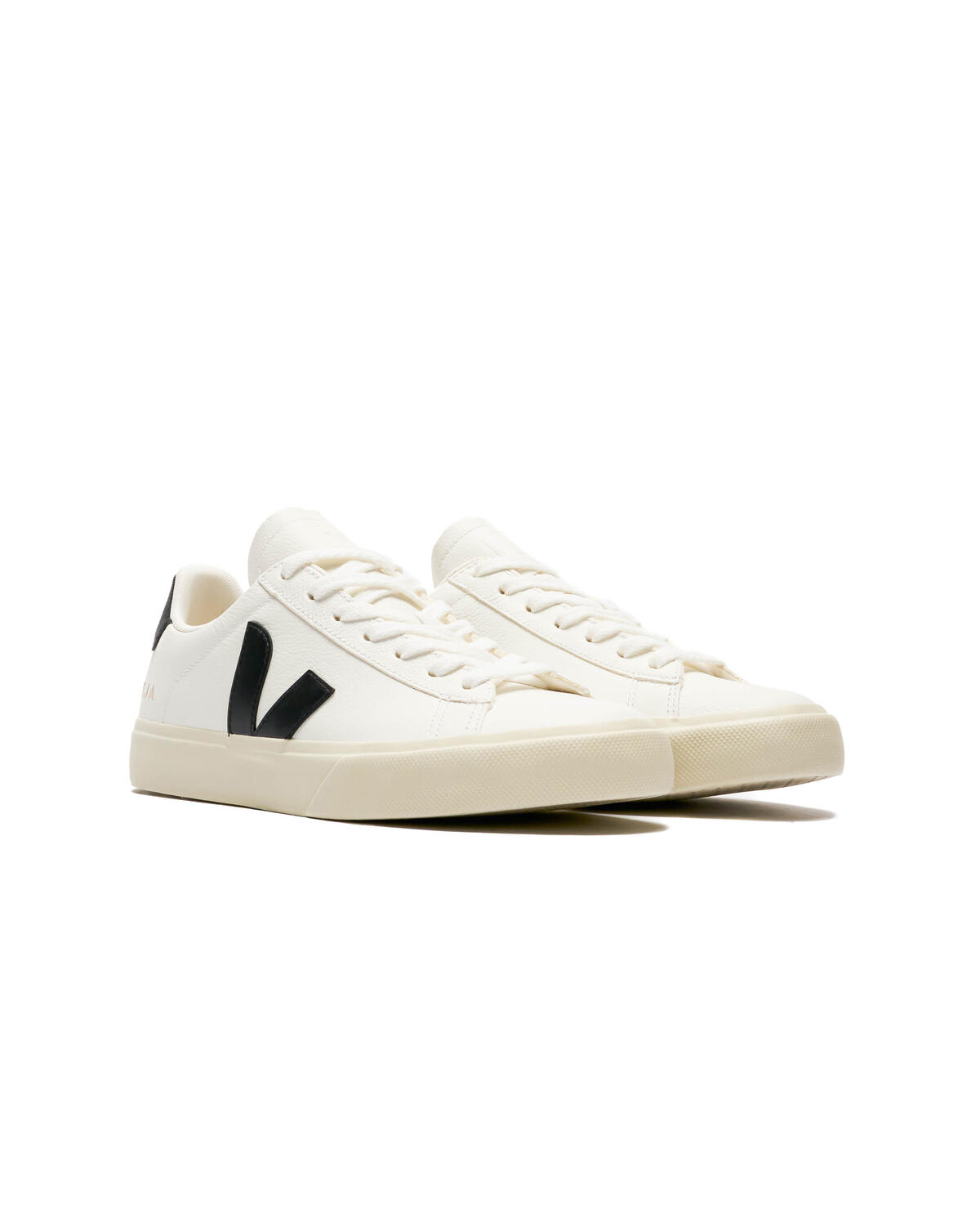 VEJA Campo White / Black (Women's) - Image 13