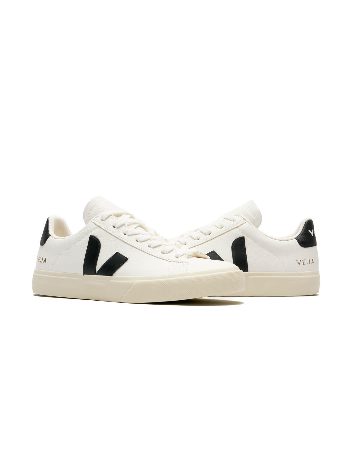 VEJA Campo White / Black (Women's) - Image 15