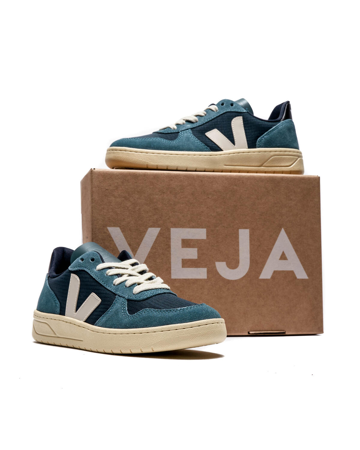 Veja V-10 Ripstop Nautico Pierre - Image 6