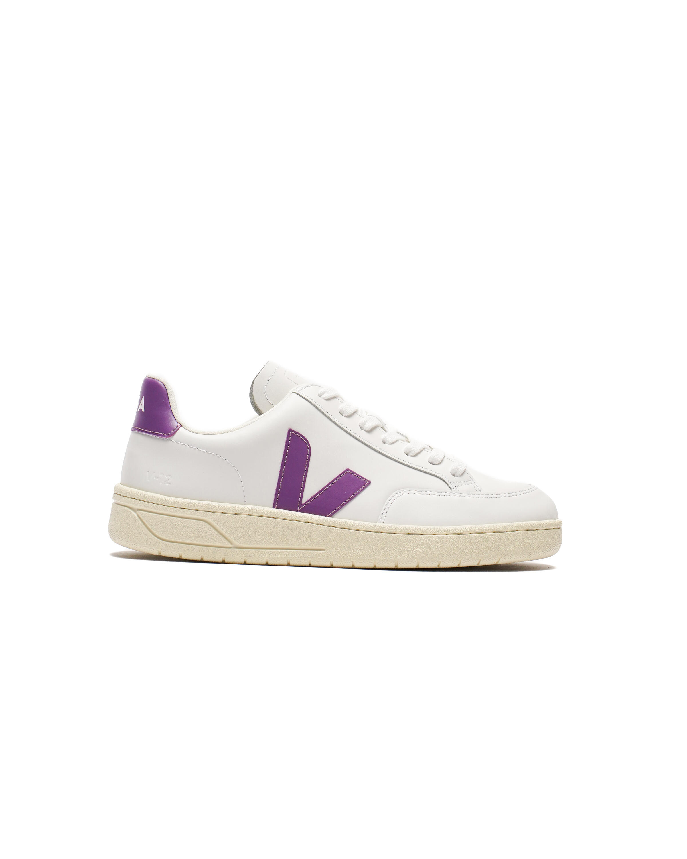 VEJA WMNS V-12