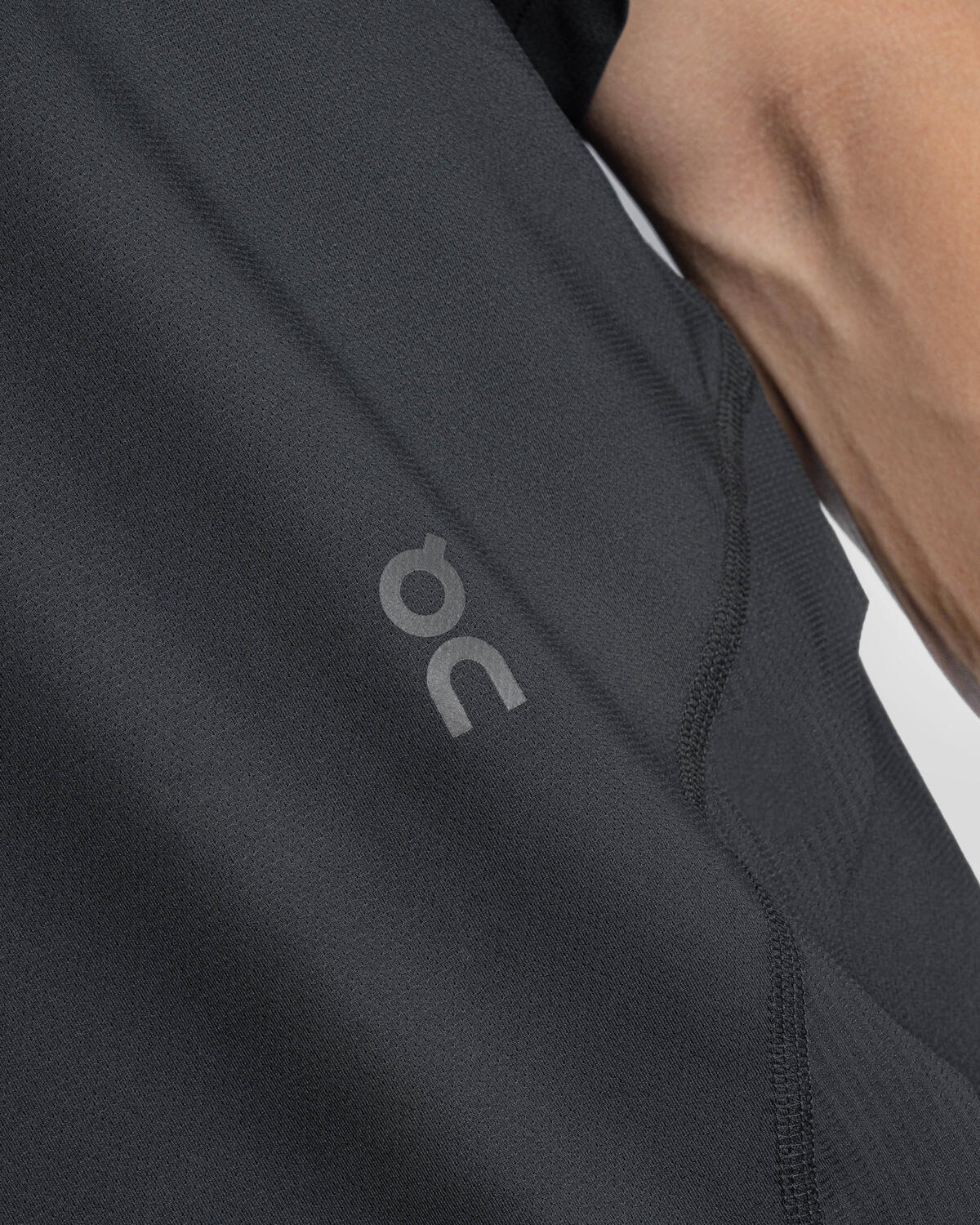 On Running for Post Archive Faction Running-T Black - Image 9