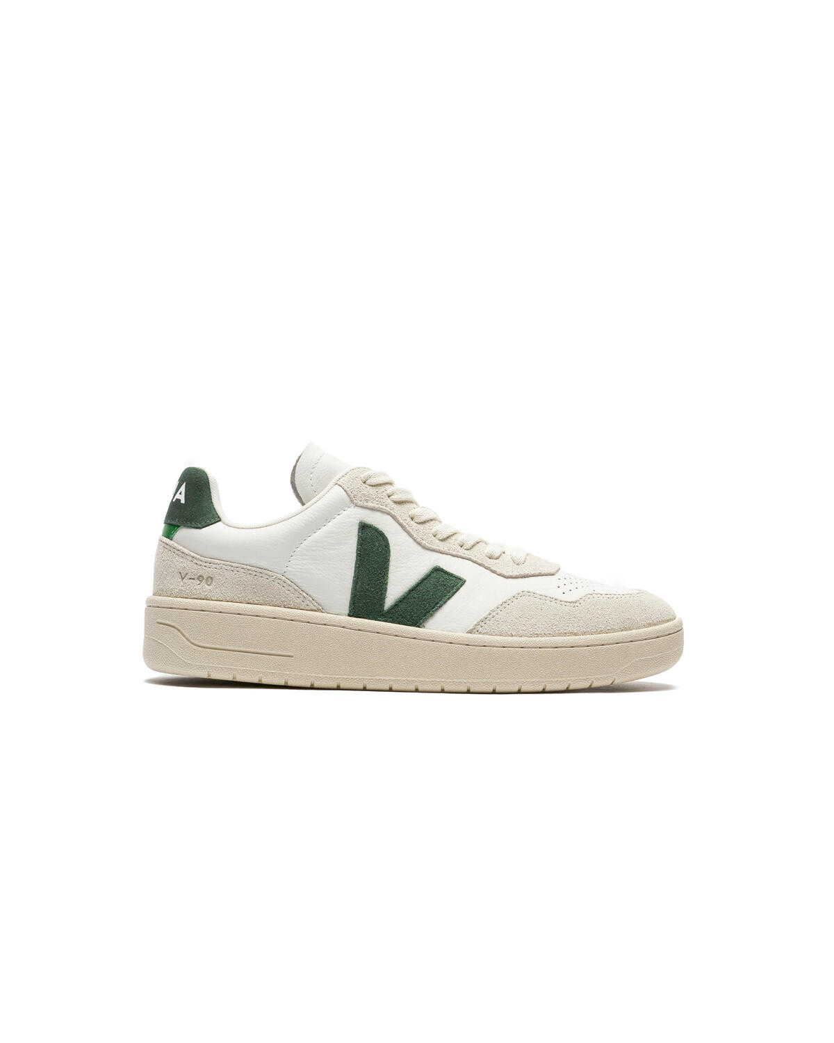 Veja V90 OT Leather Extra White Cyprus - Image 5